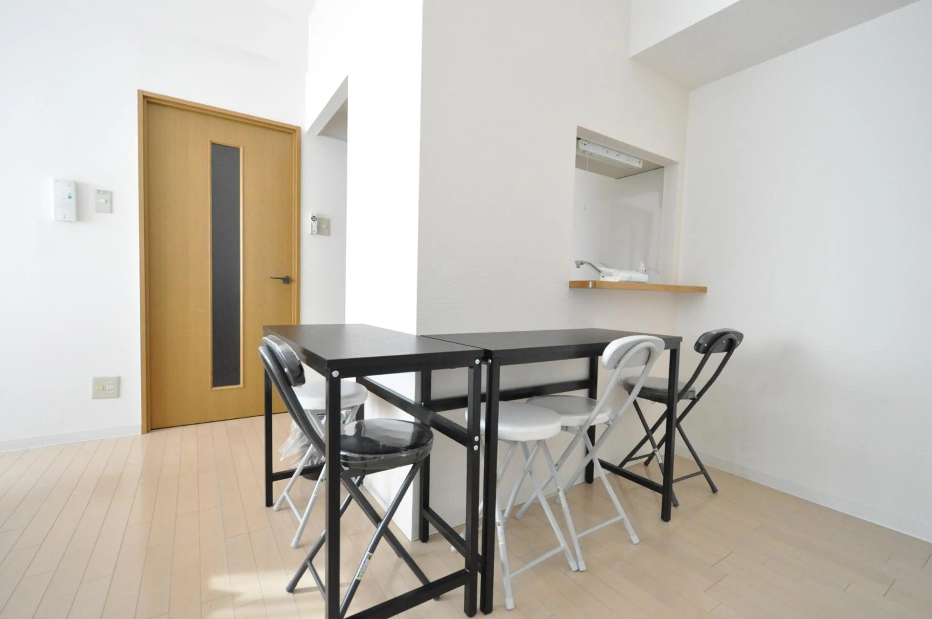 IK Minami6Jo Residence 301