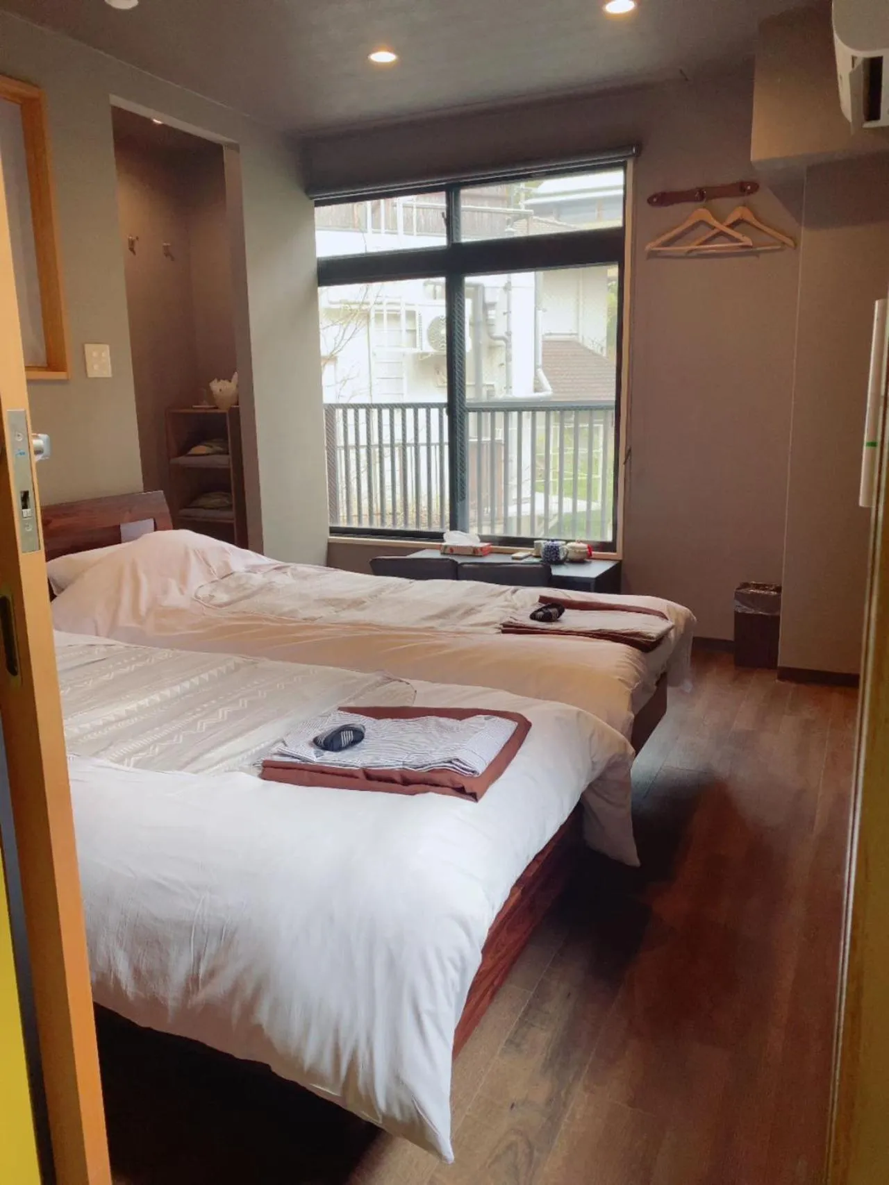 Photo of the whole room, Bed in Waseido Zen