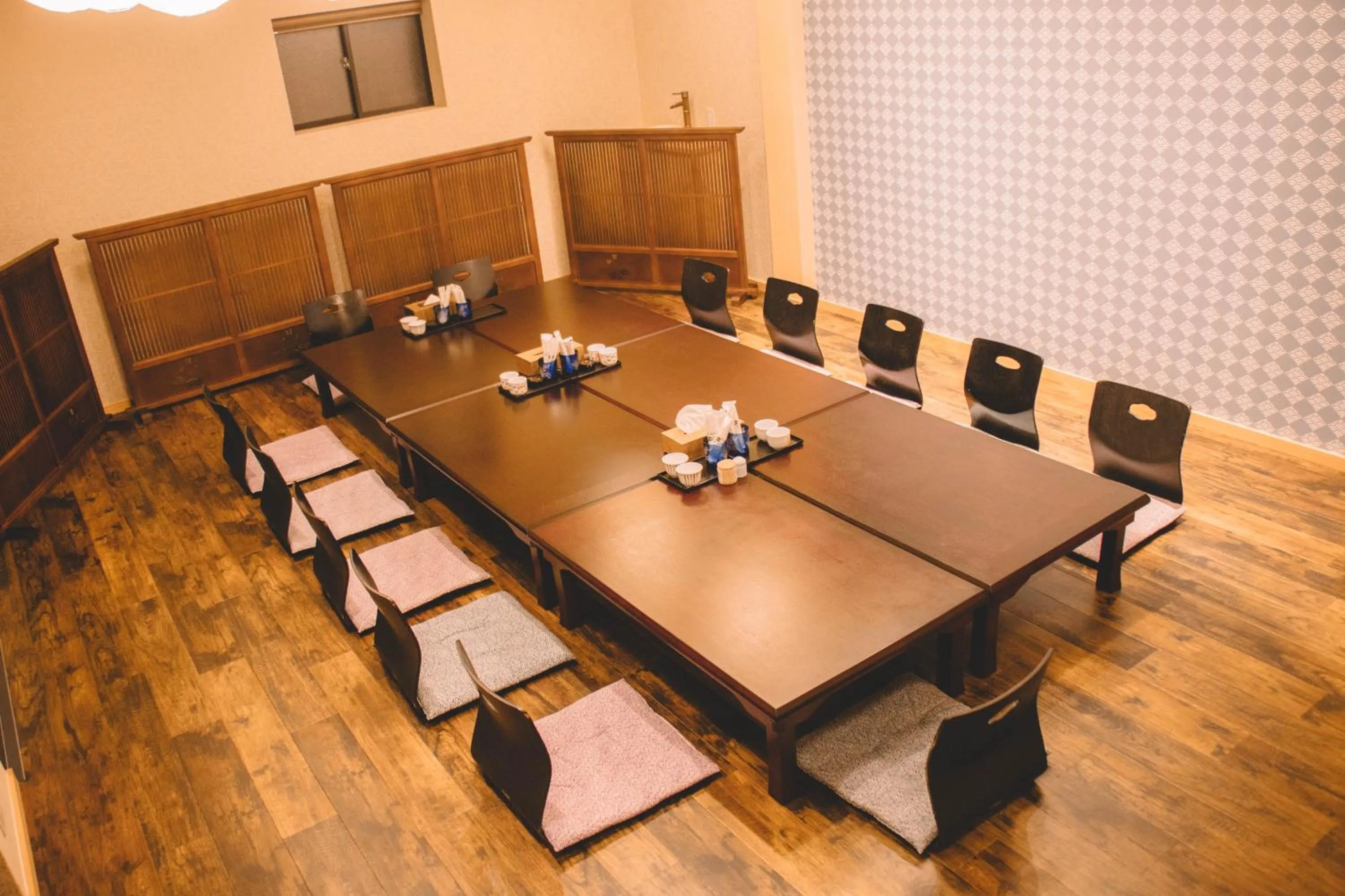 Restaurant/places to eat in Waseido Zen