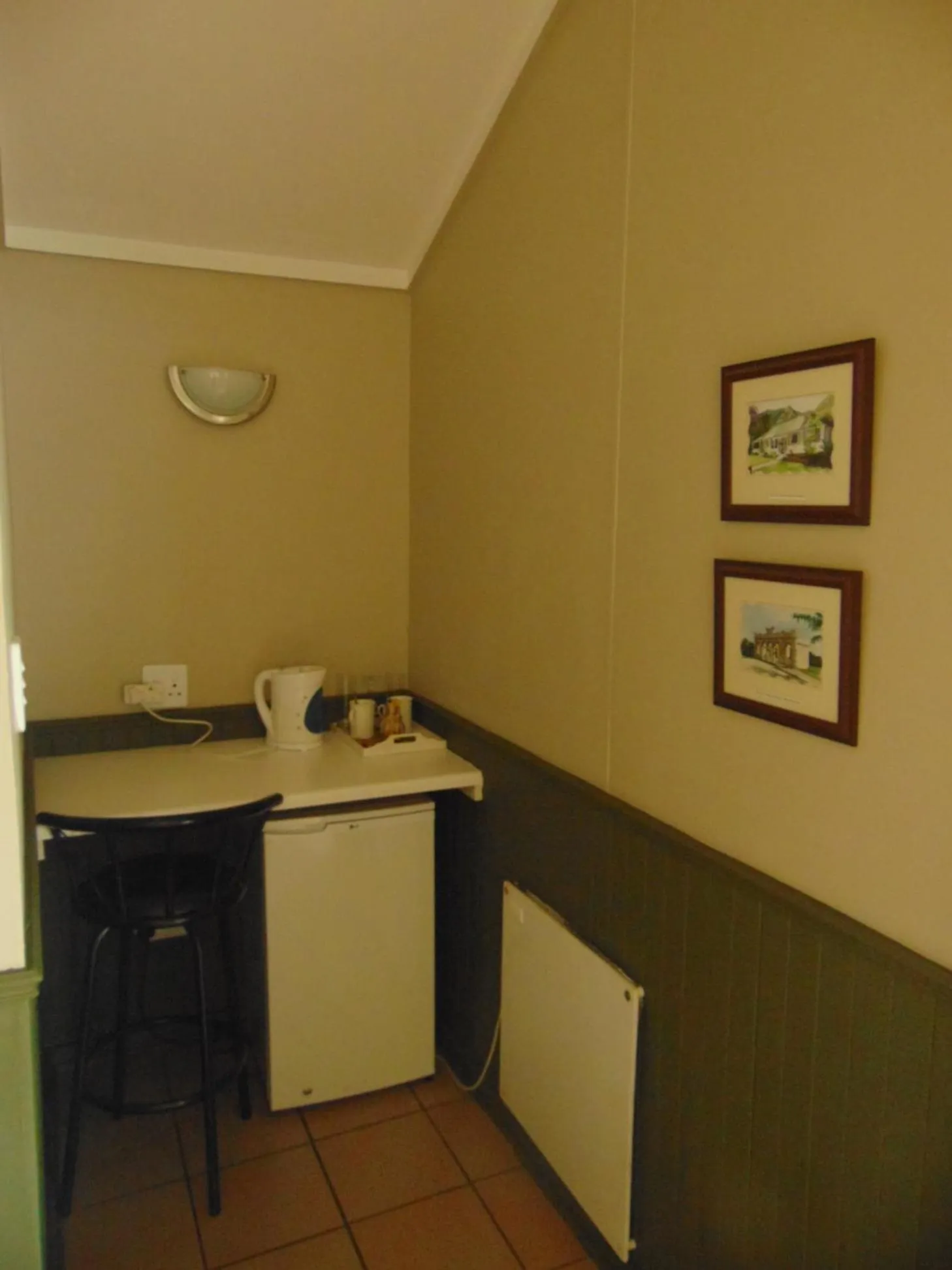 Coffee/tea facilities in Fountain Baths Guest Cottages