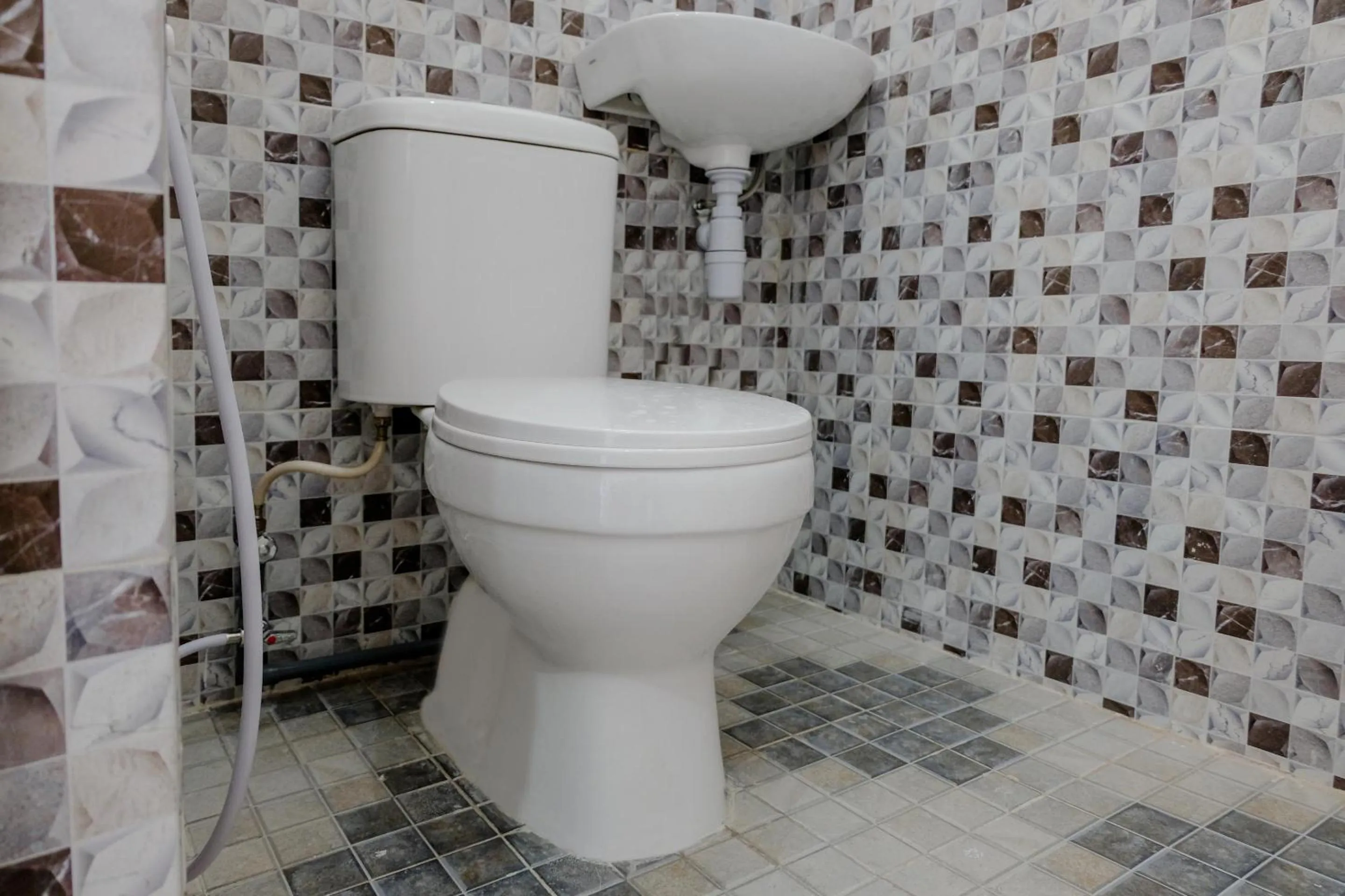 Bathroom in OYO 1475 Oemah Jawa Family Residence