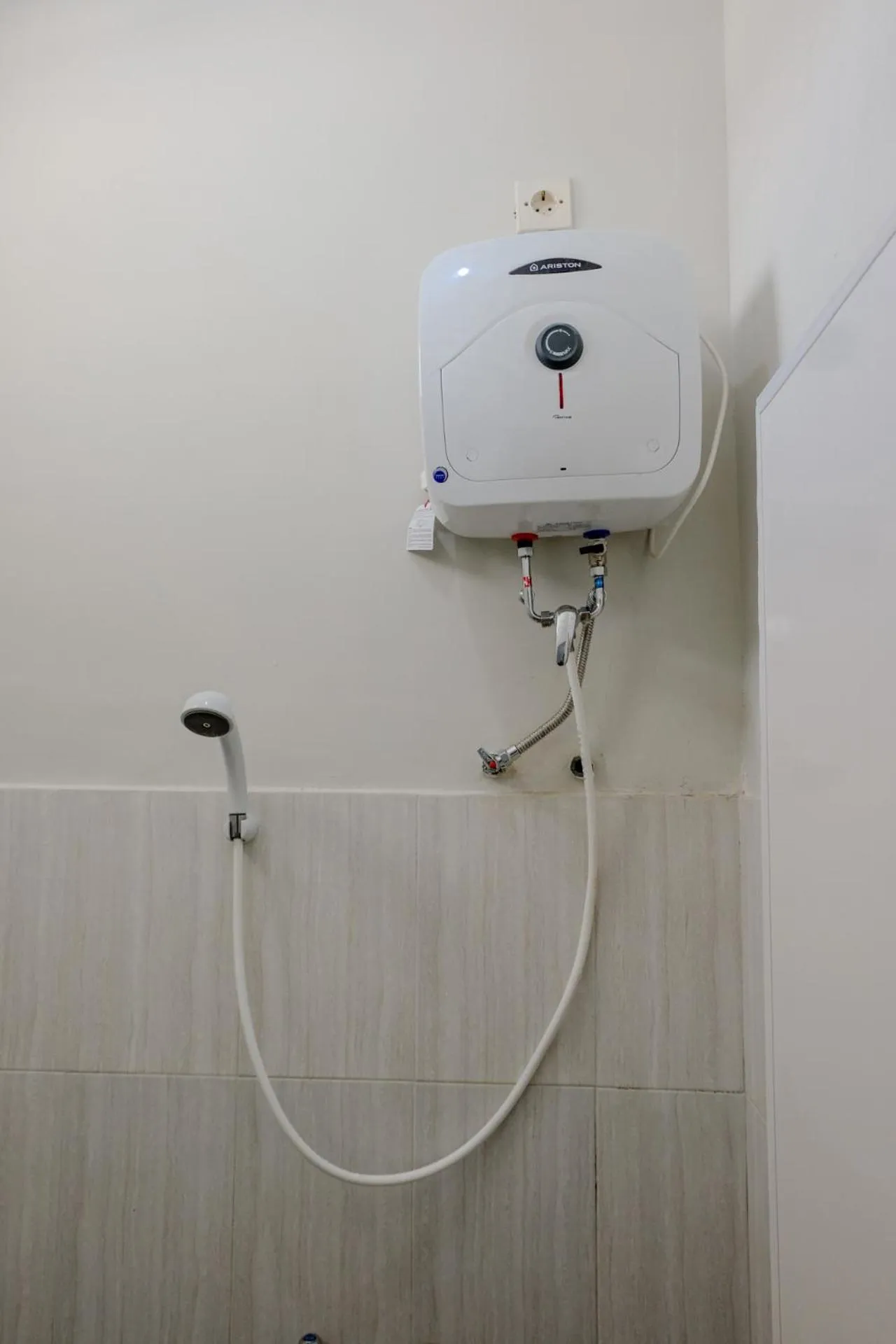 Bathroom in OYO 1475 Oemah Jawa Family Residence