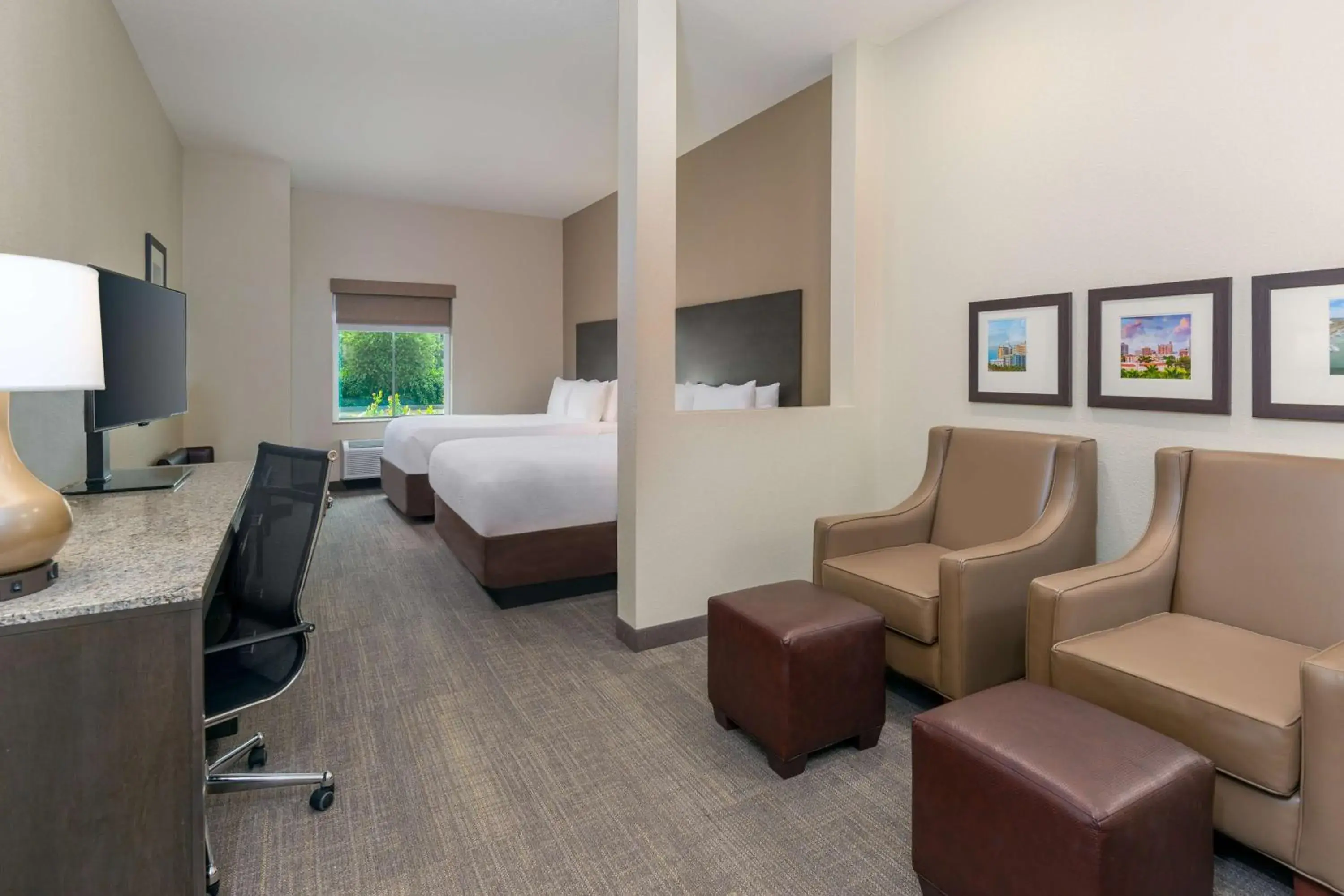 Queen Room with Two Queen Beds in Ameniti Bay - Best Western Signature Collection Queen Room with Two Queen Beds in Ameniti Bay - Best Western Signature Collection