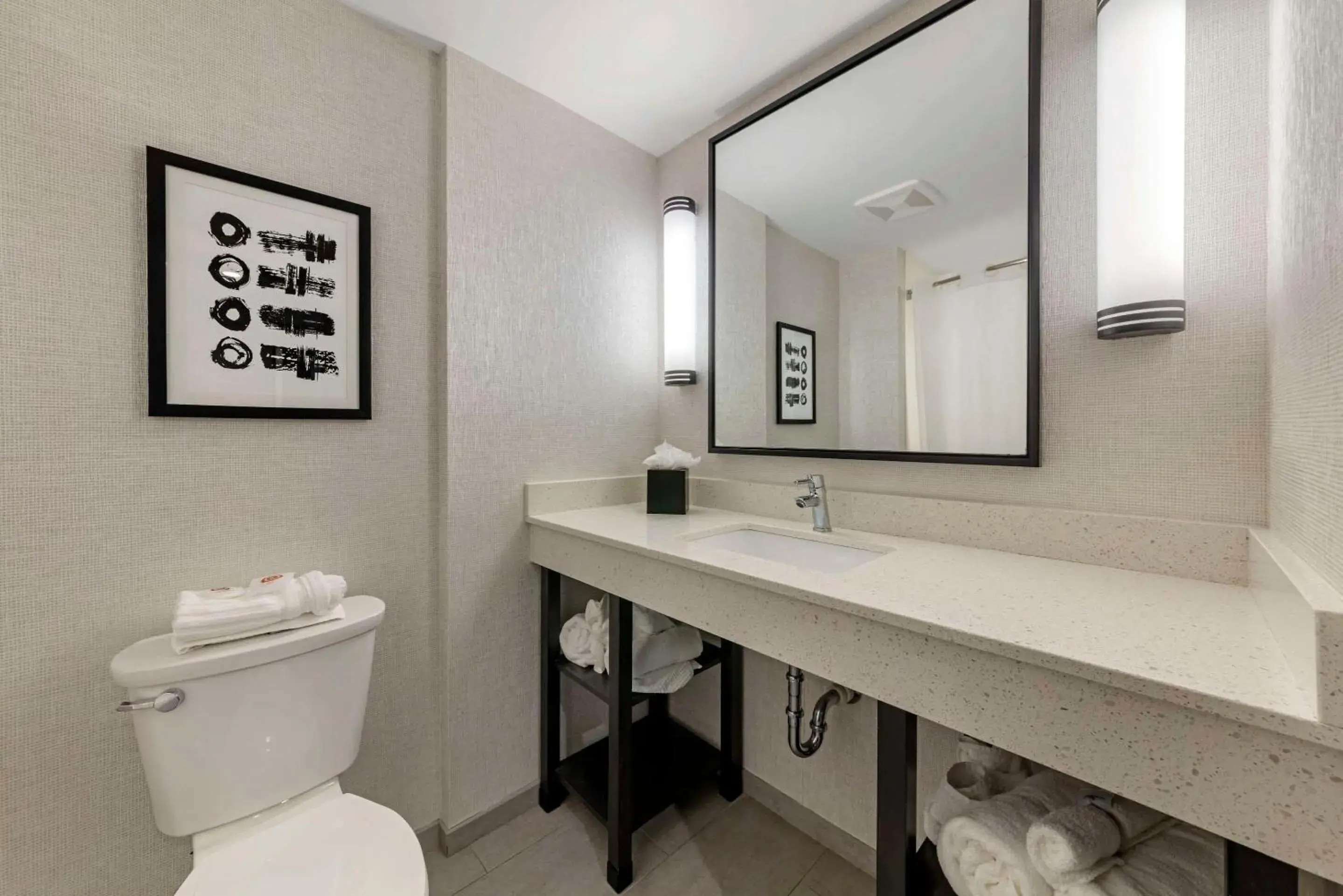 Bedroom in Comfort Inn & Suites Miami International Airport Bedroom in Comfort Inn & Suites Miami International Airport