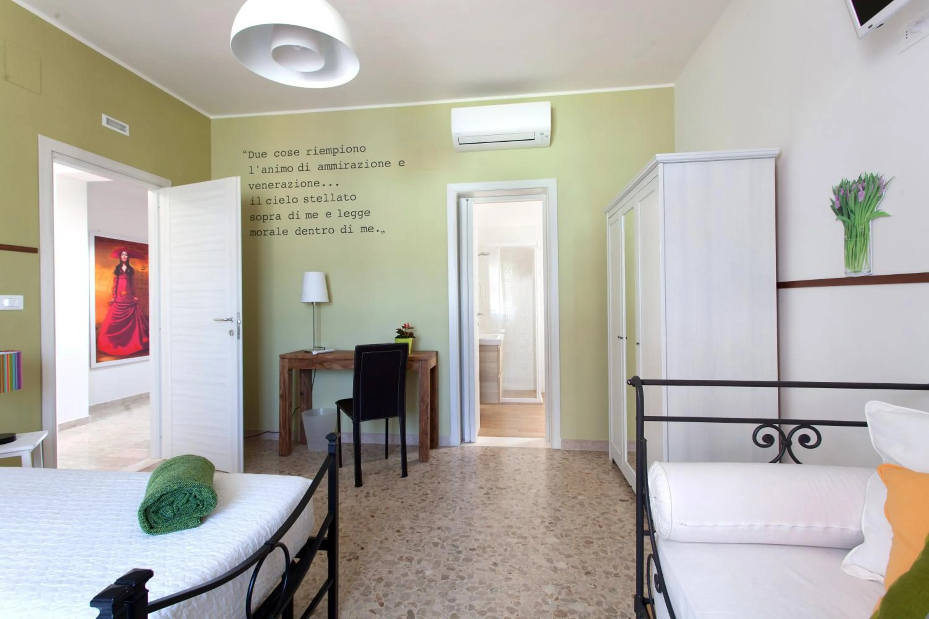 Decorative detail in B&B I Poeti