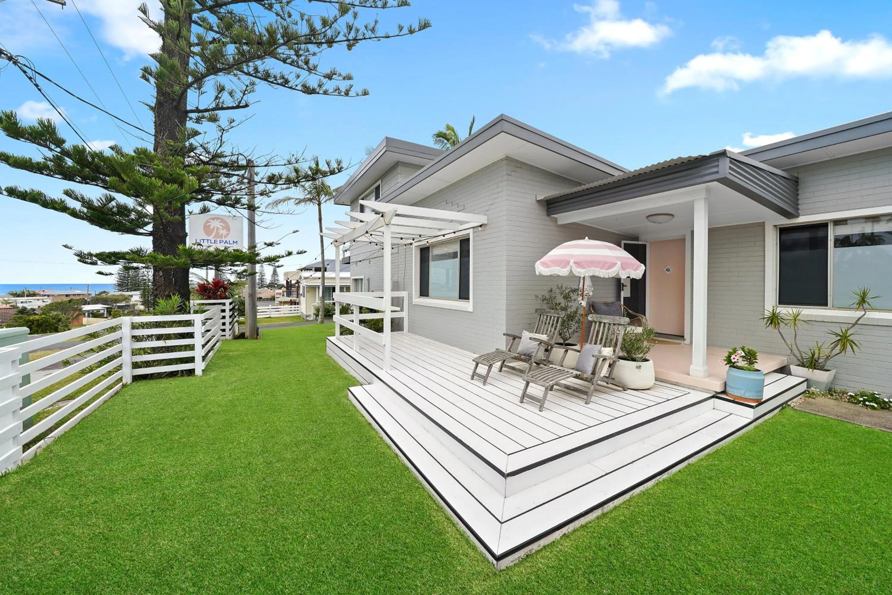 Property building in Little Palm Cabins