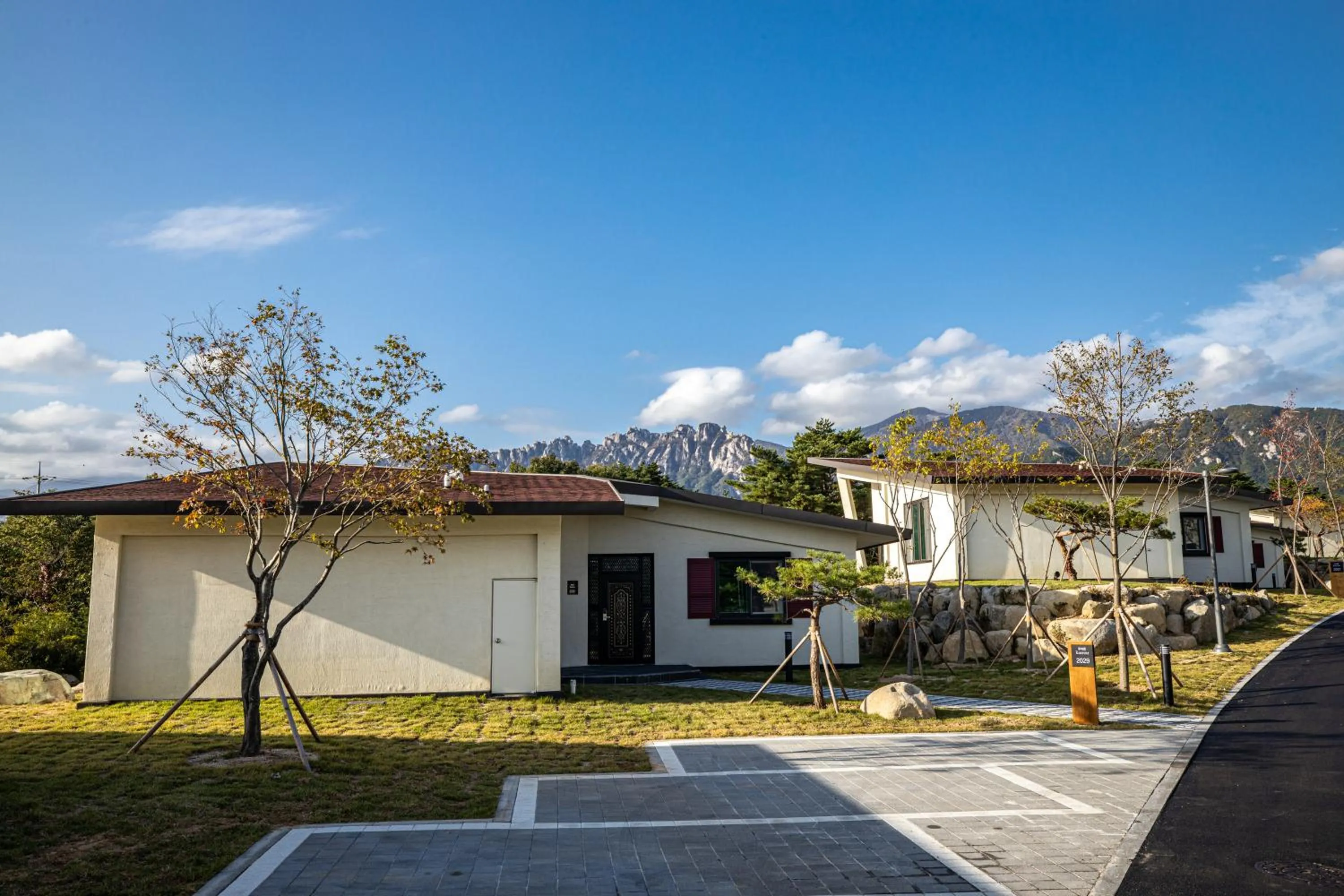 Property building in Kensington Resort Seorak Valley