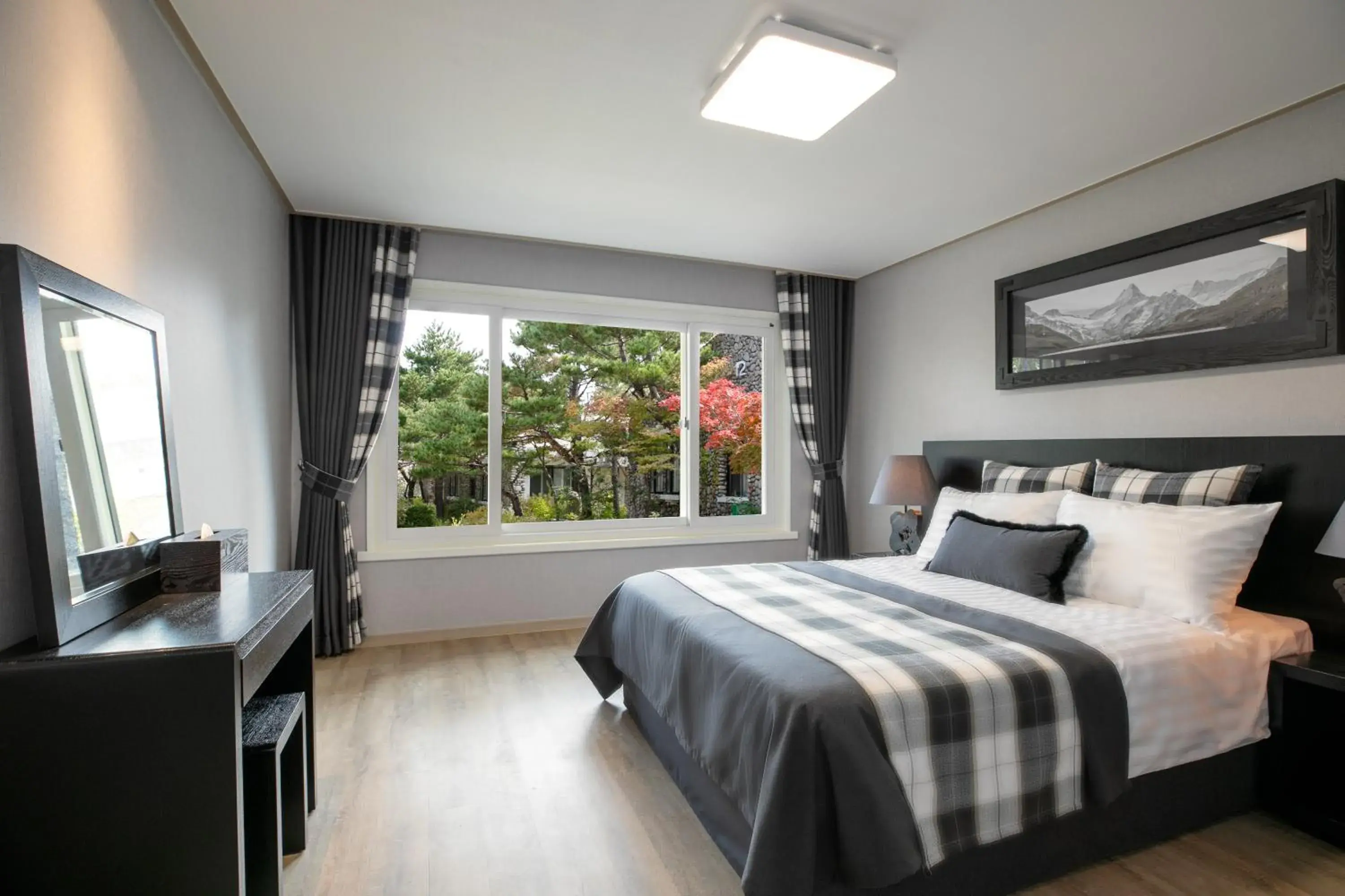 Photo of the whole room, Bed in Kensington Resort Seorak Valley Photo of the whole room, Bed in Kensington Resort Seorak Valley