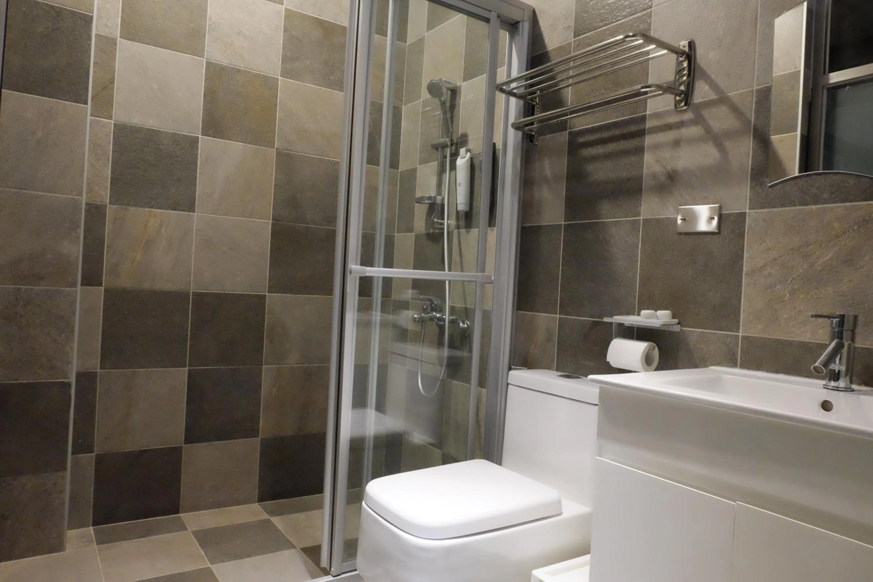 Bathroom in CoffeeLoft