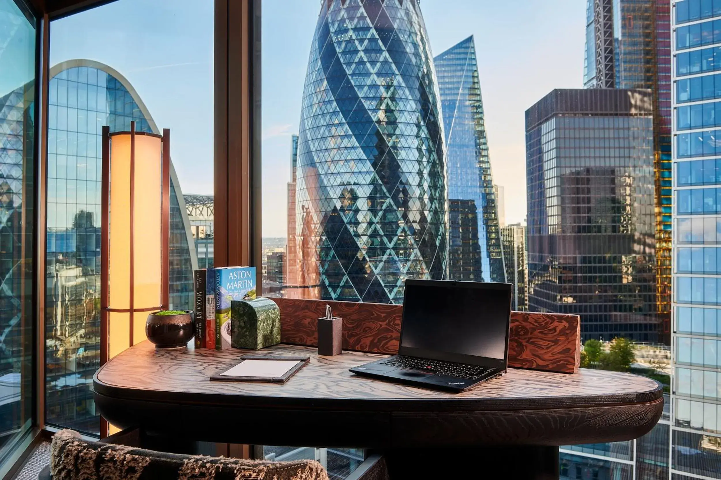 City view in Pan Pacific London City view in Pan Pacific London