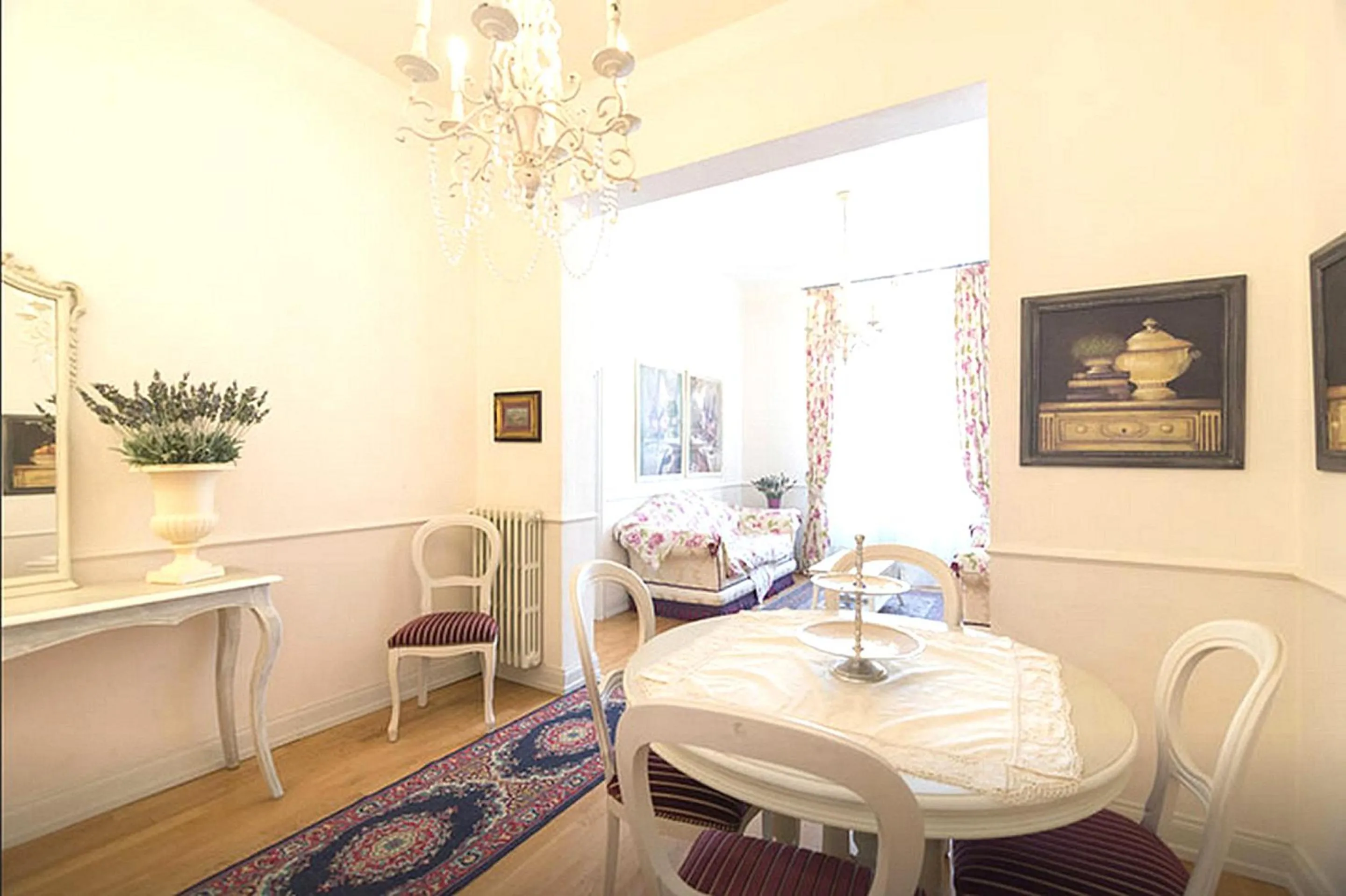 Decorative detail in Apartments In Pistoia