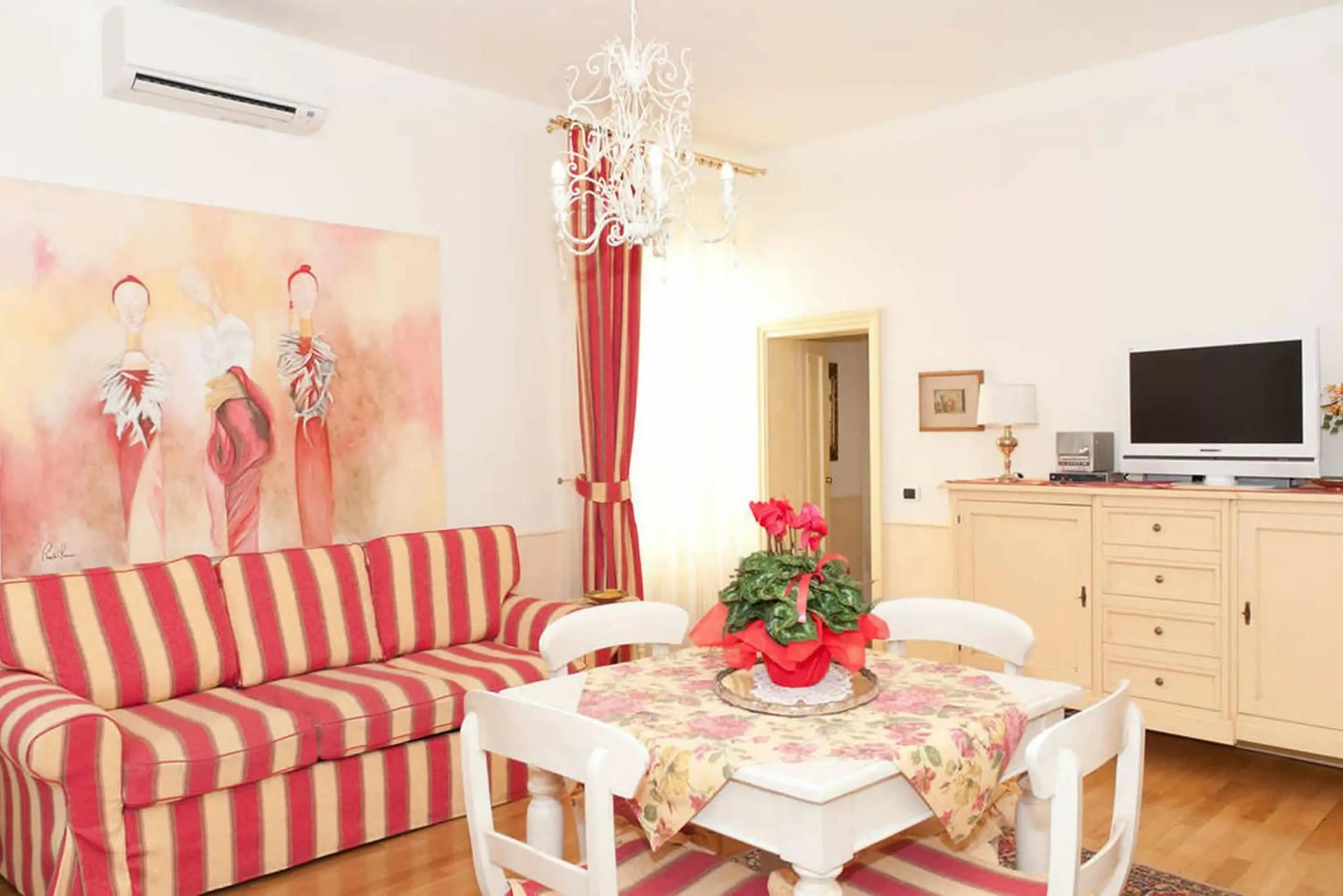 Living room in Apartments In Pistoia