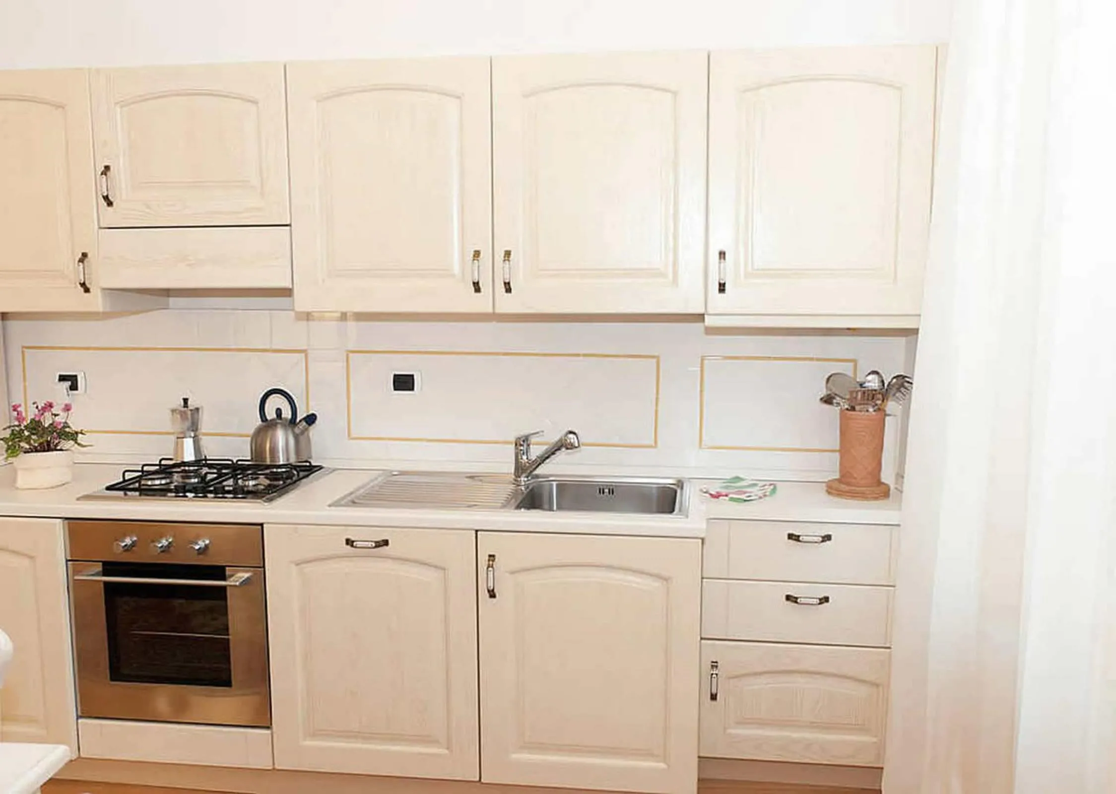 Food and drinks in Apartments In Pistoia