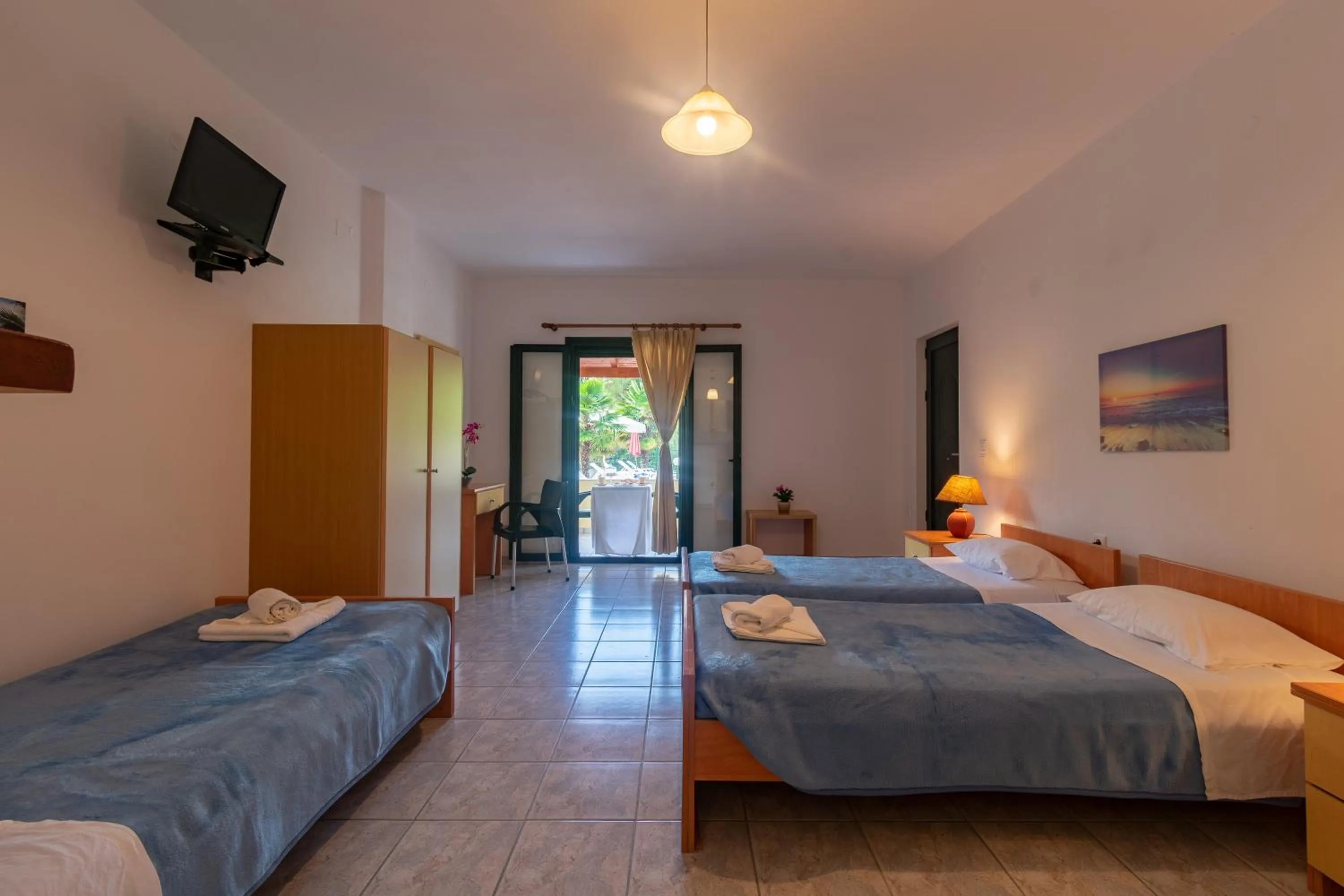 Bed in Rivendell Apartments