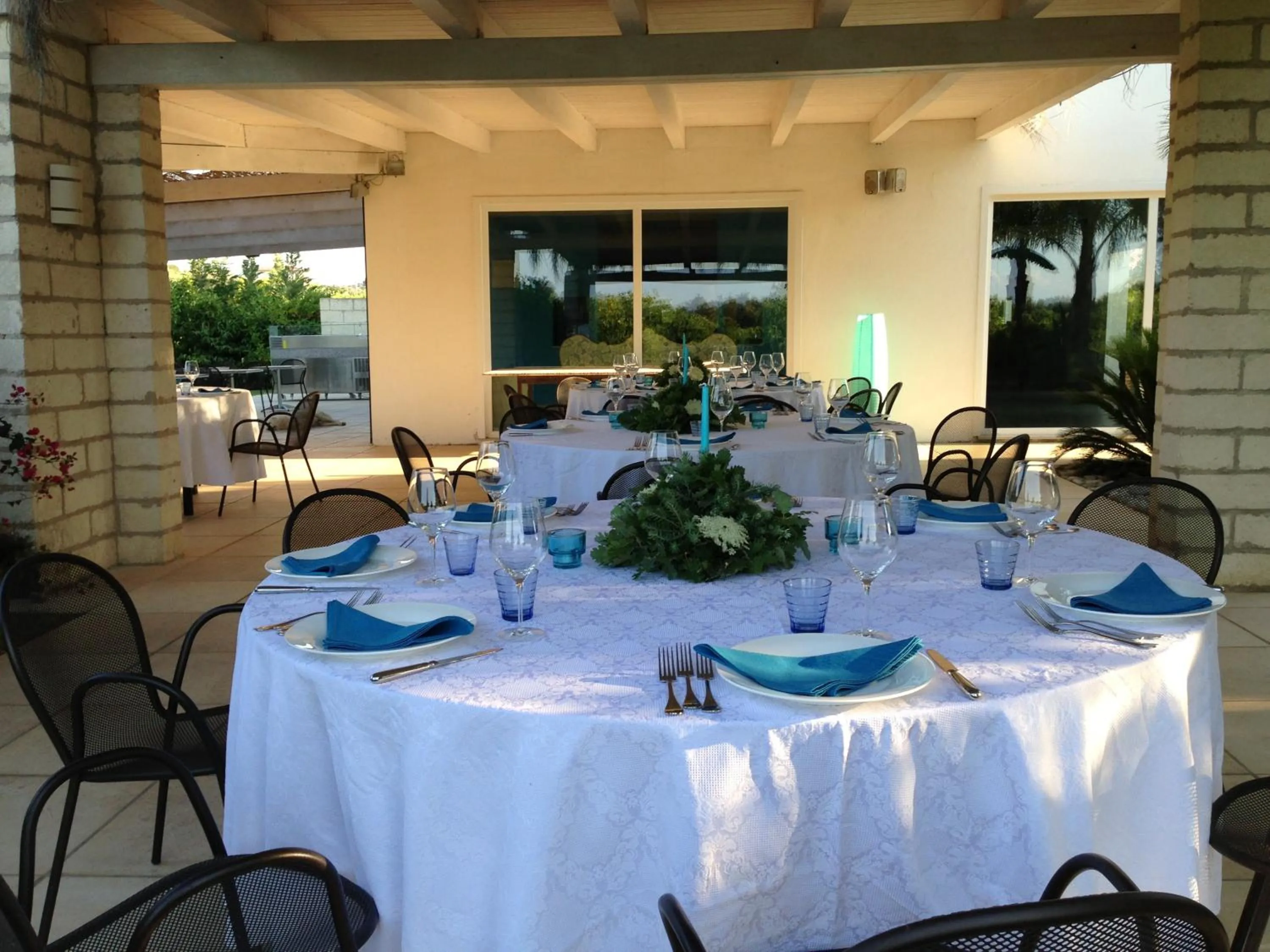 Restaurant/places to eat in Casa Solares