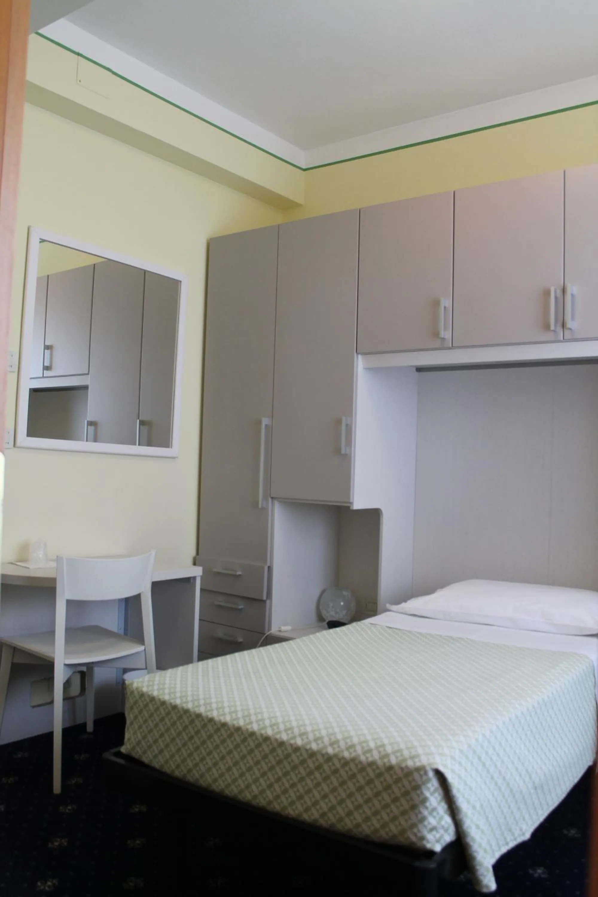 Photo of the whole room, Bed in Terme Villa Pace