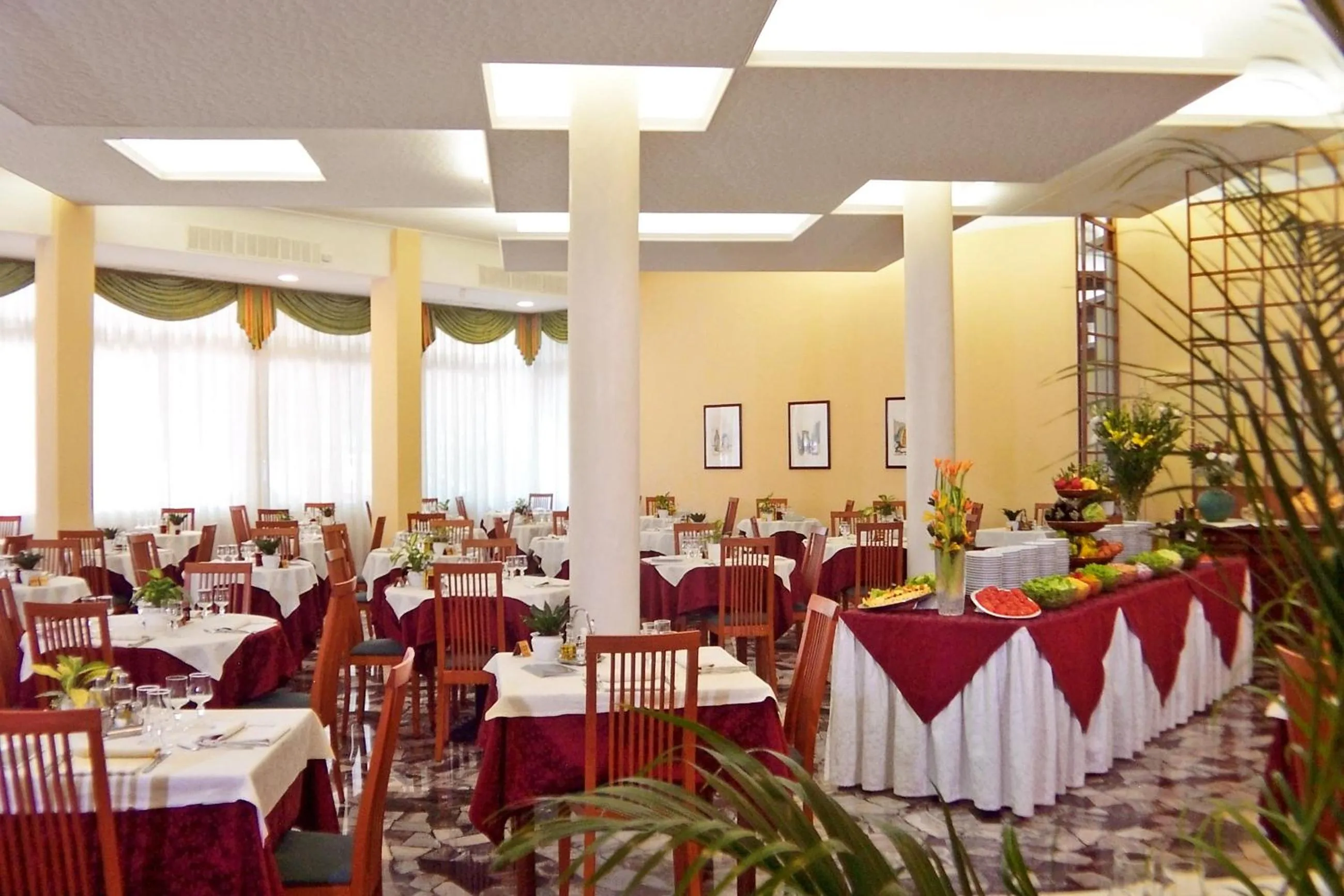 Restaurant/places to eat in Terme Villa Pace