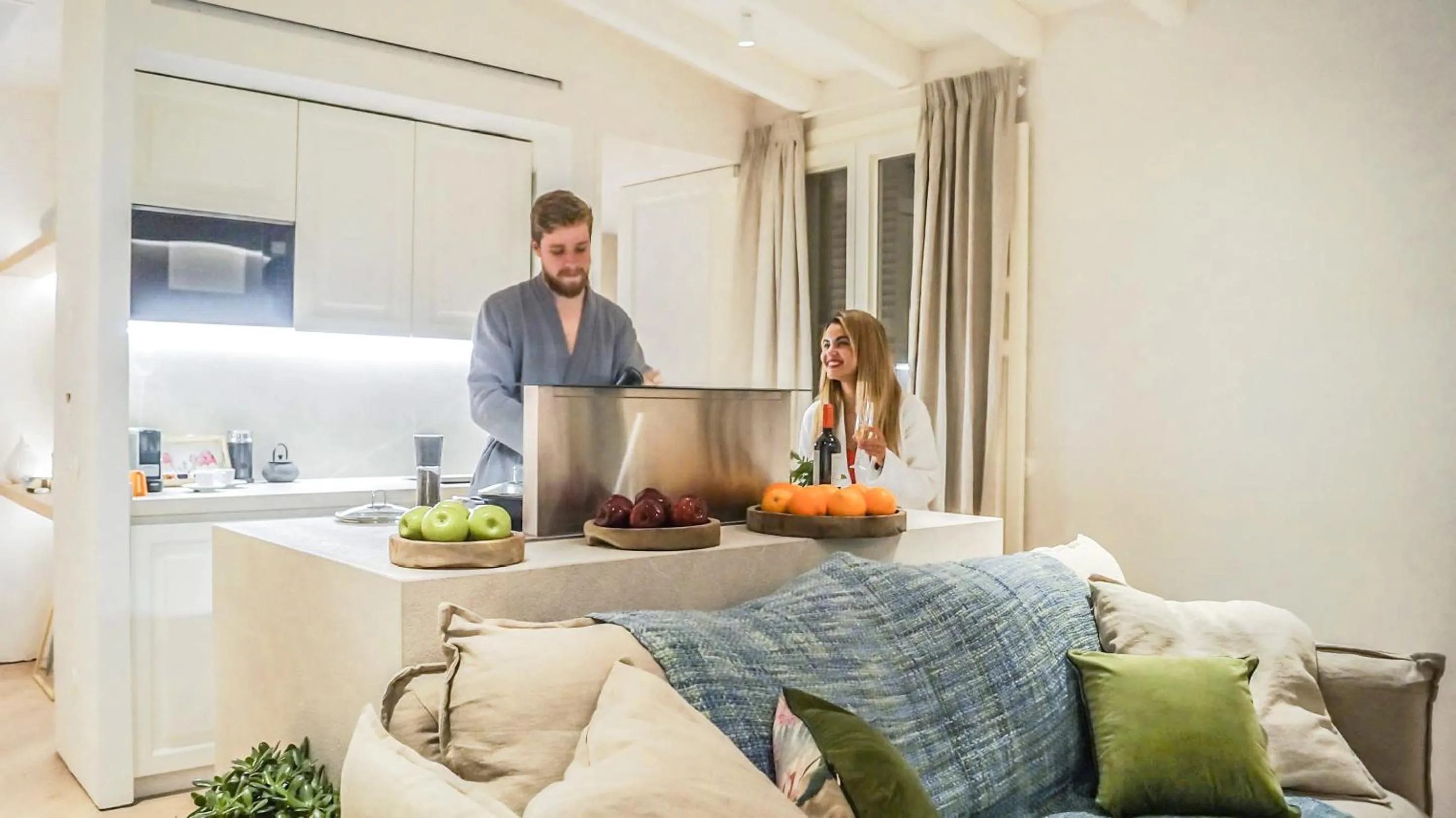 Kitchen or kitchenette in The Boc Suites