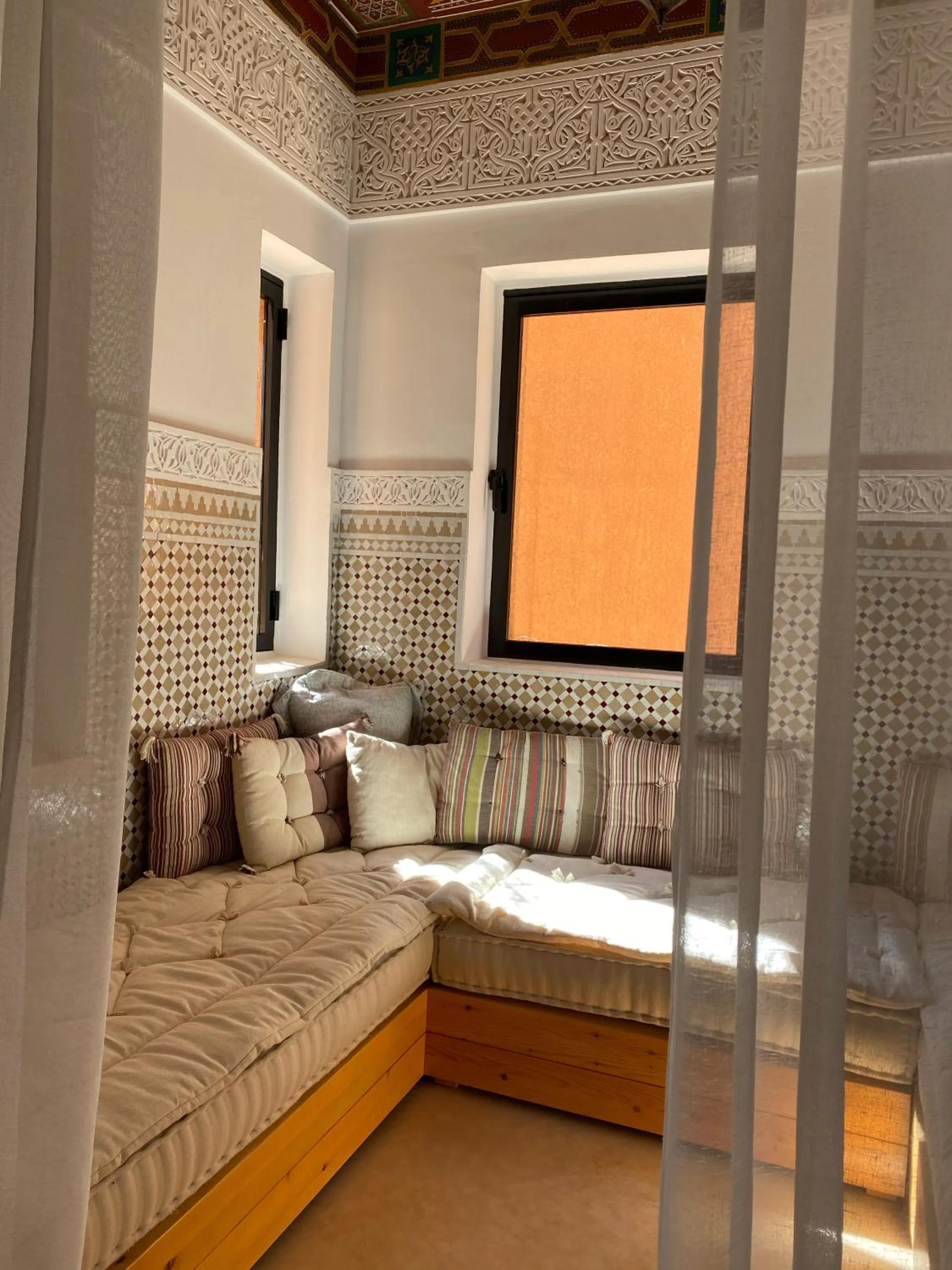 Living room, Bed in Kasbah Tamsna