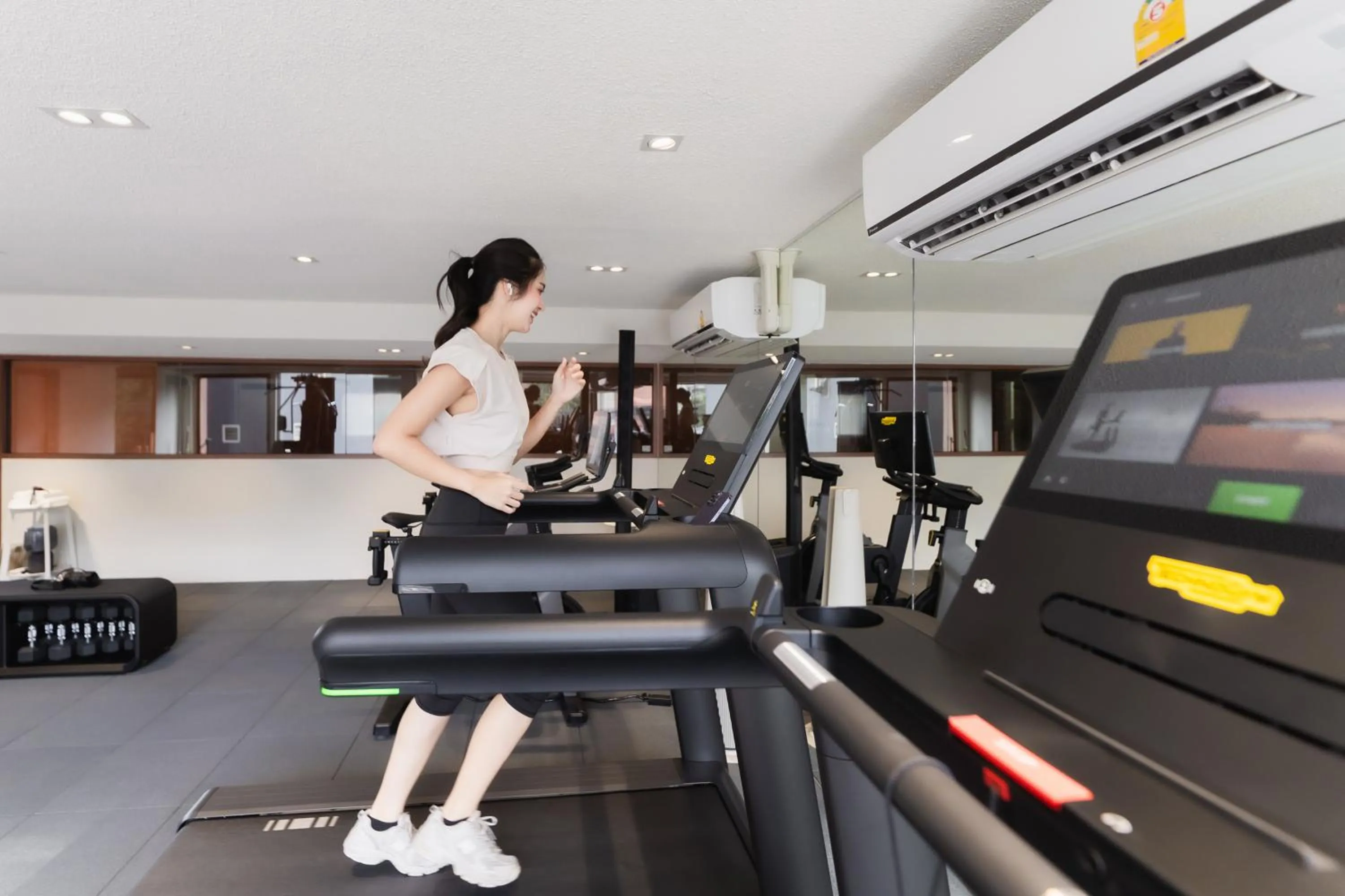 Fitness centre/facilities in Mai Hotel Chiang Mai ใหม่โฮเทล เชียงใหม่
