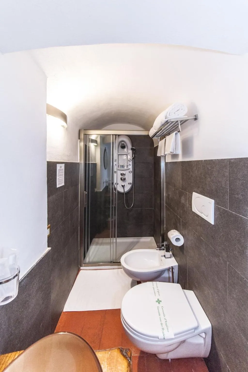 Bathroom in Rifugio degli Artisti B&B