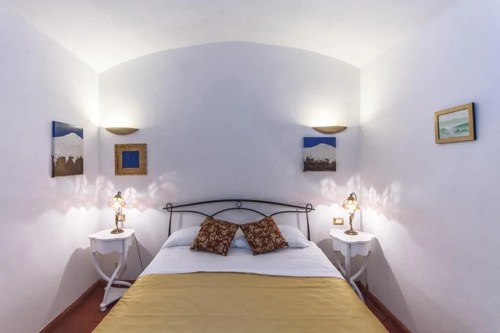 Bed in Rifugio degli Artisti B&B