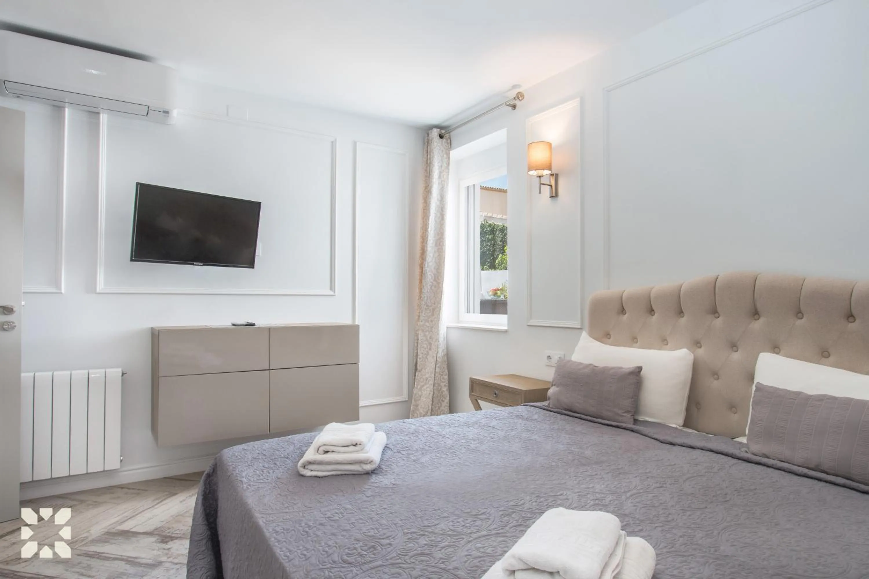 Bed in Villa La Casa Blanca by Abahana Villas