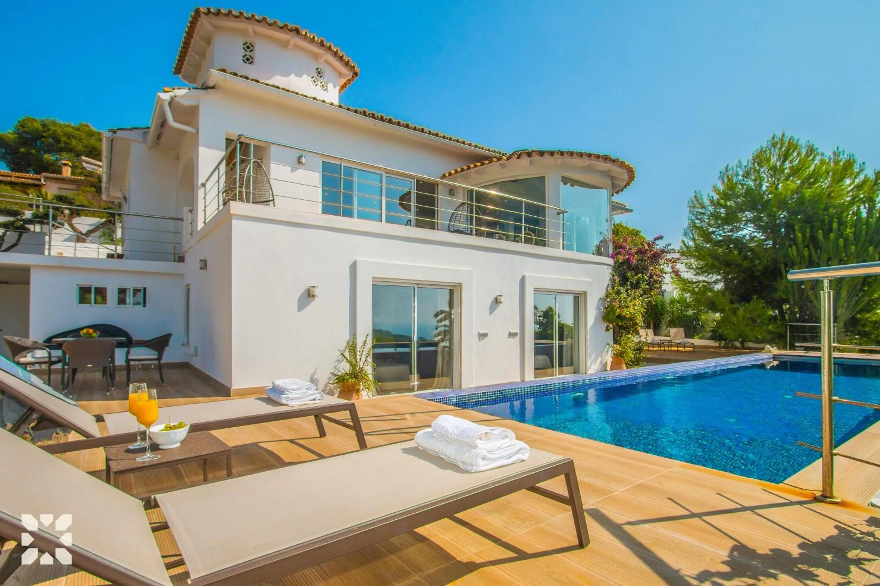 Property building in Villa La Casa Blanca by Abahana Villas