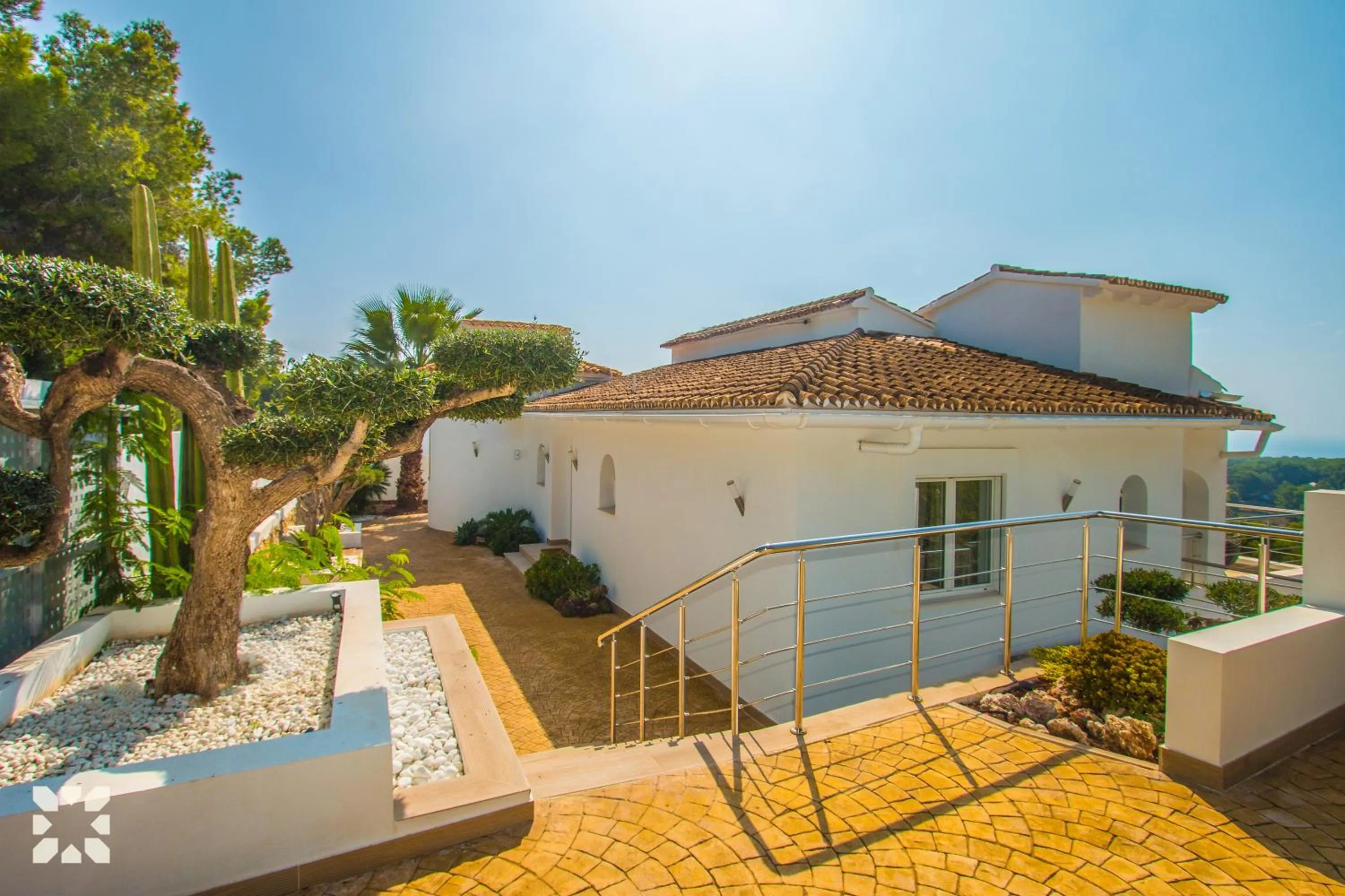 Property building in Villa La Casa Blanca by Abahana Villas