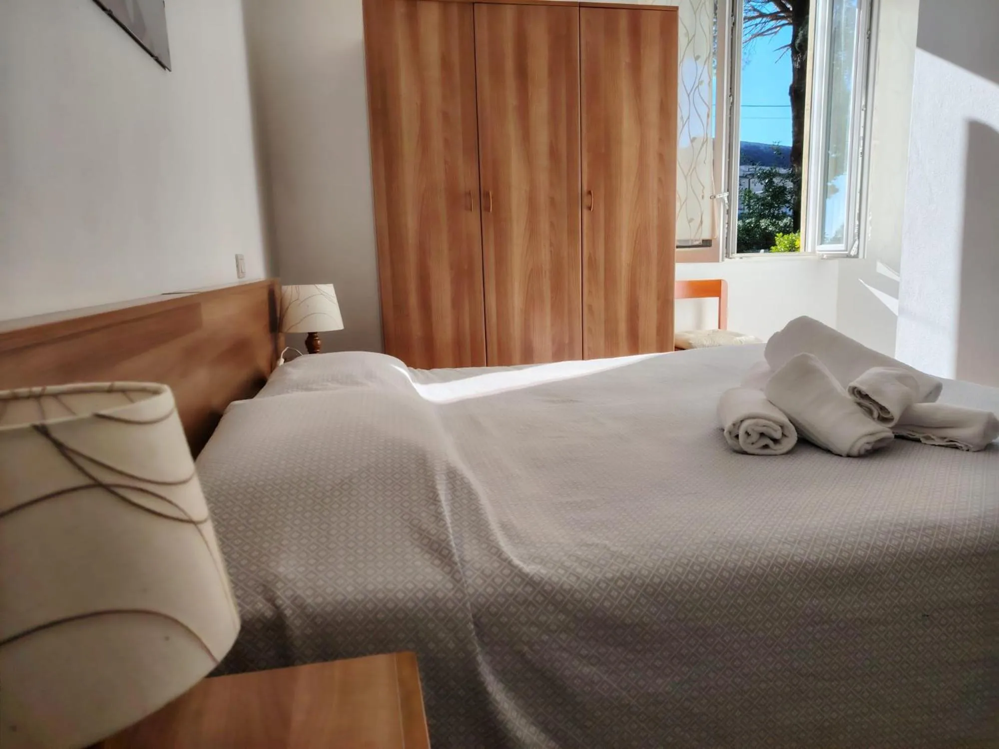 Photo of the whole room, Bed in Hotel Silvia Framura - Cinque Terre