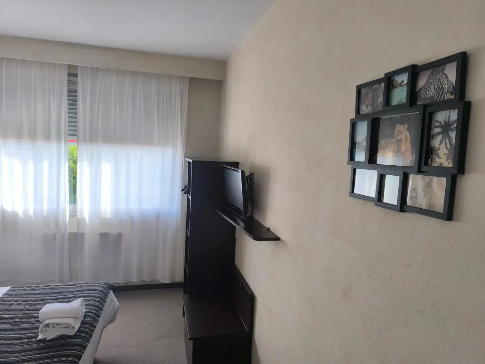 Photo of the whole room in Adonis Lyon Est Hôtel Artys Photo of the whole room in Adonis Lyon Est Hôtel Artys