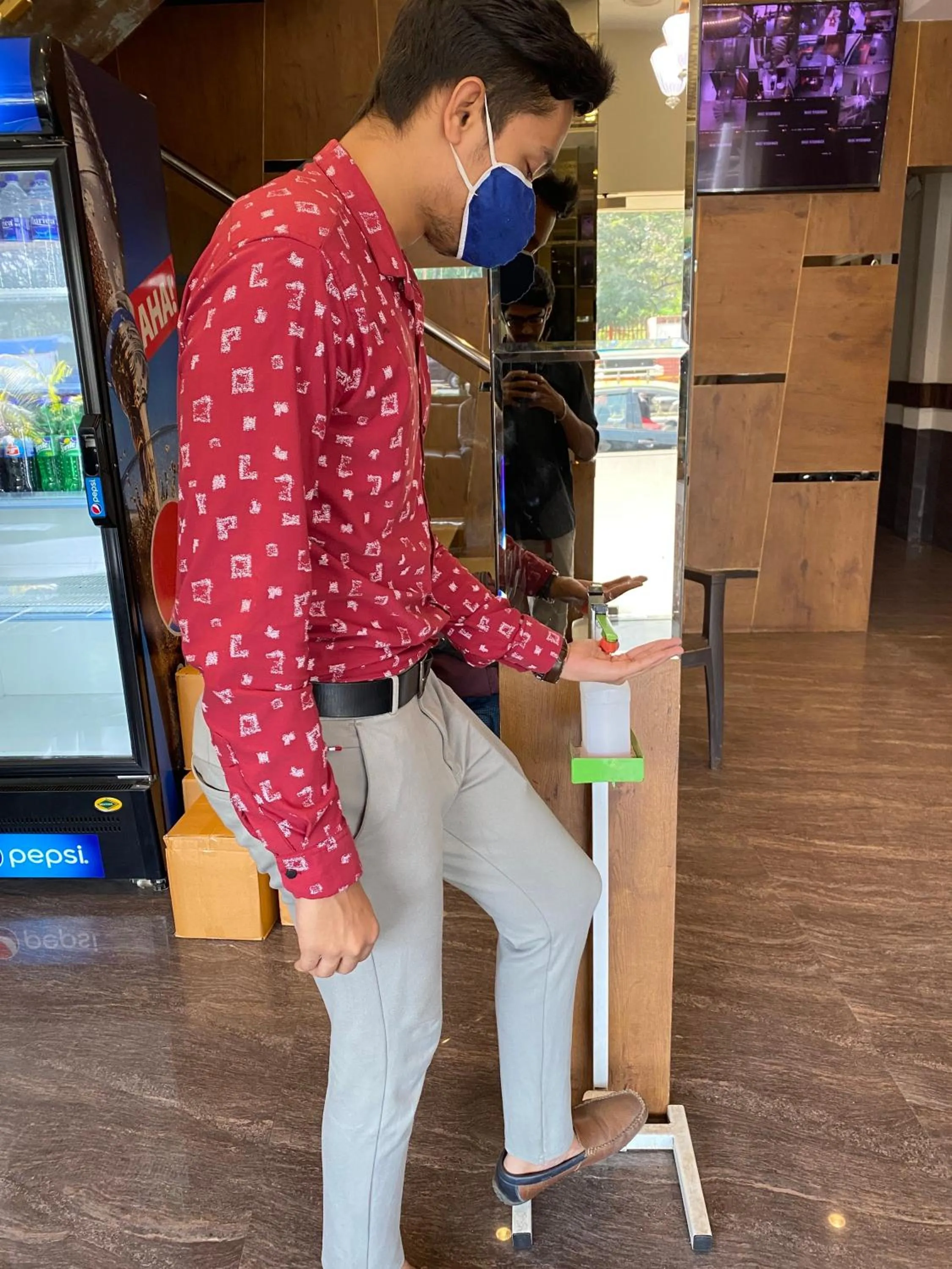 Facade/entrance in Hotel Hometown Near US Embassy BKC