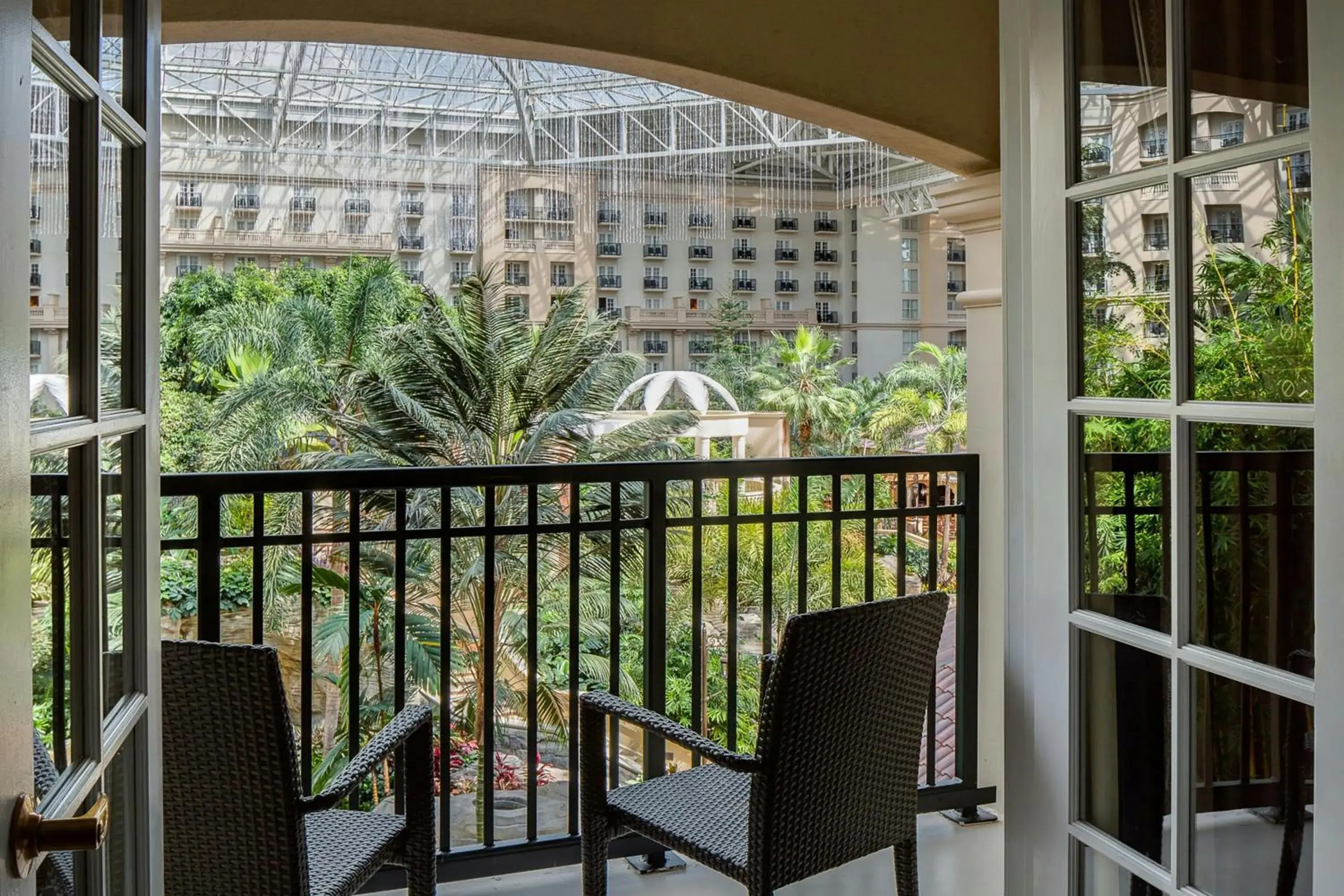 King Room with Main Atrium View/Emerald Bay/Balcony - Mobility Accessible with Roll-In Shower in Gaylord Palms Resort & Convention Center King Room with Main Atrium View/Emerald Bay/Balcony - Mobility Accessible with Roll-In Shower in Gaylord Palms Resort & Convention Center