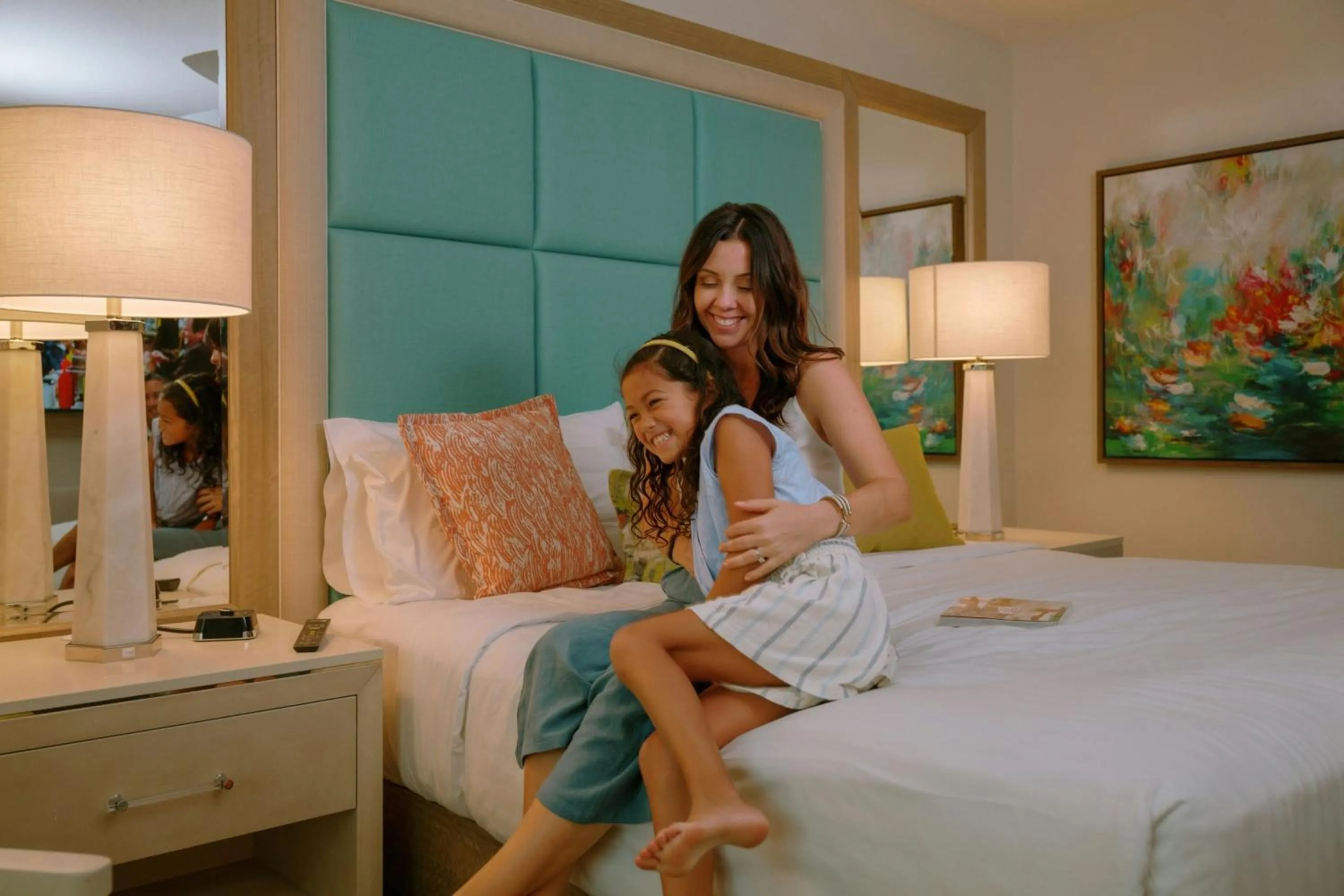 Photo of the whole room, Bed in Gaylord Palms Resort & Convention Center