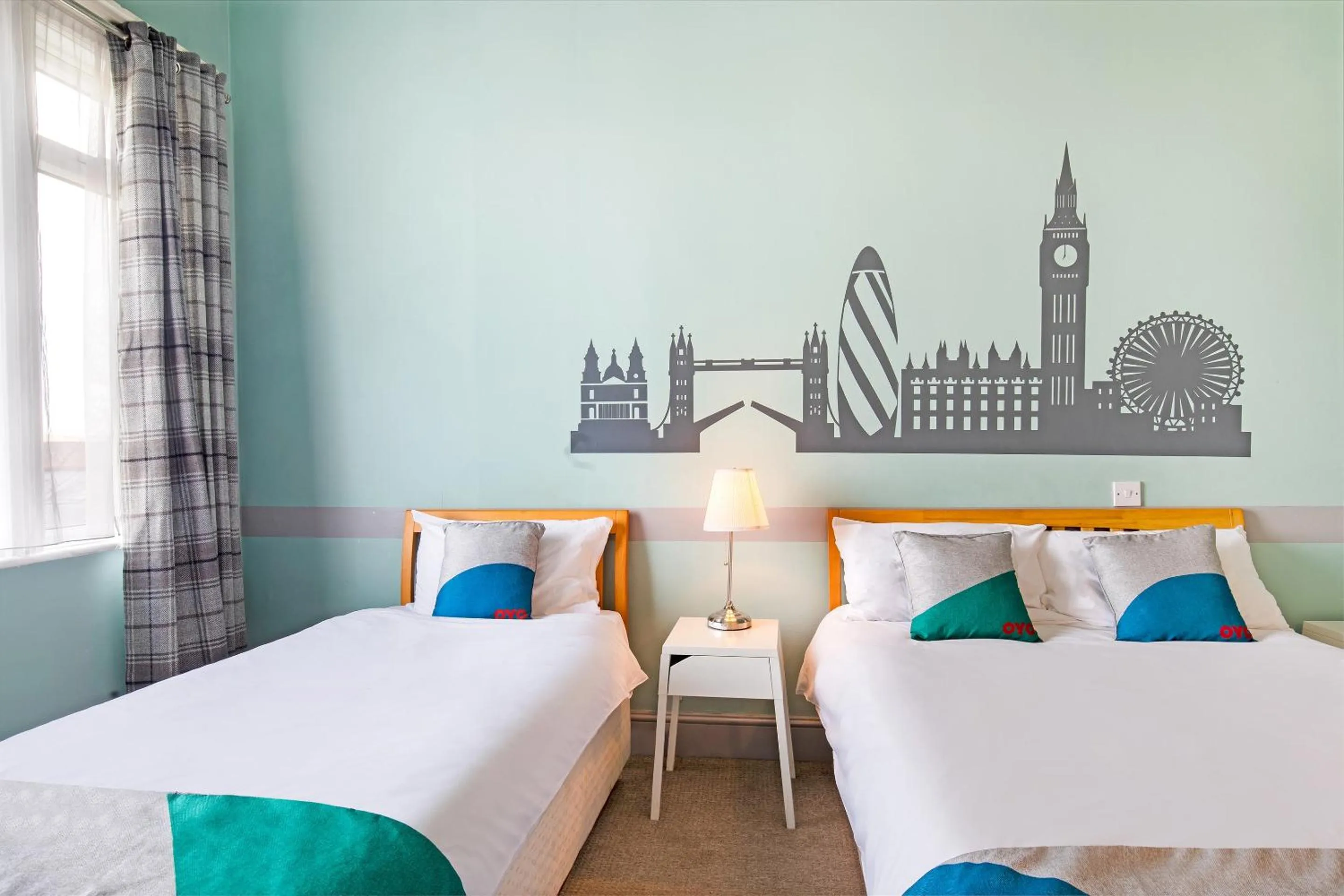 Bedroom, Bed in OYO The Green Man Pub And Hotel