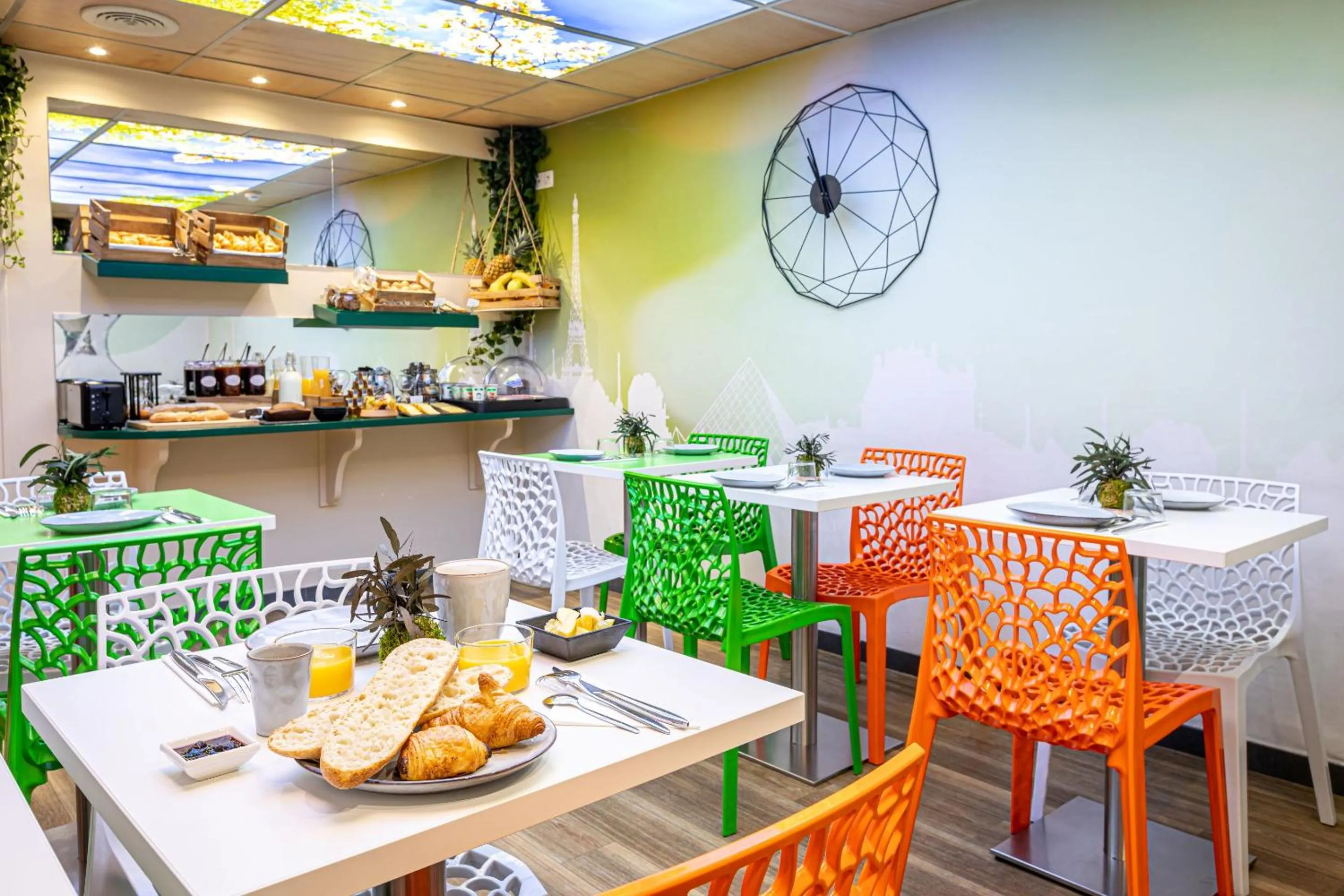 Food in Hotel Ariane Montparnasse by Patrick Hayat