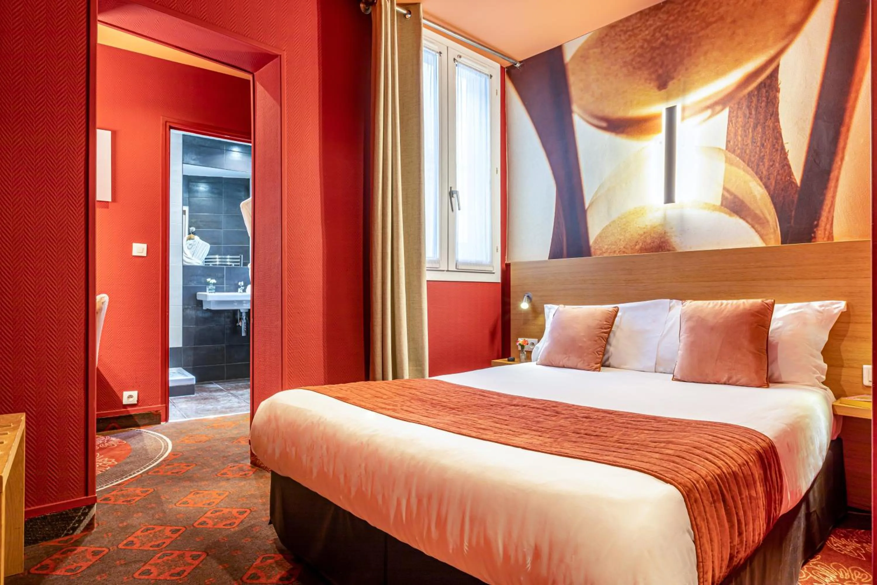 Bathroom, Bed in Hotel Ariane Montparnasse by Patrick Hayat