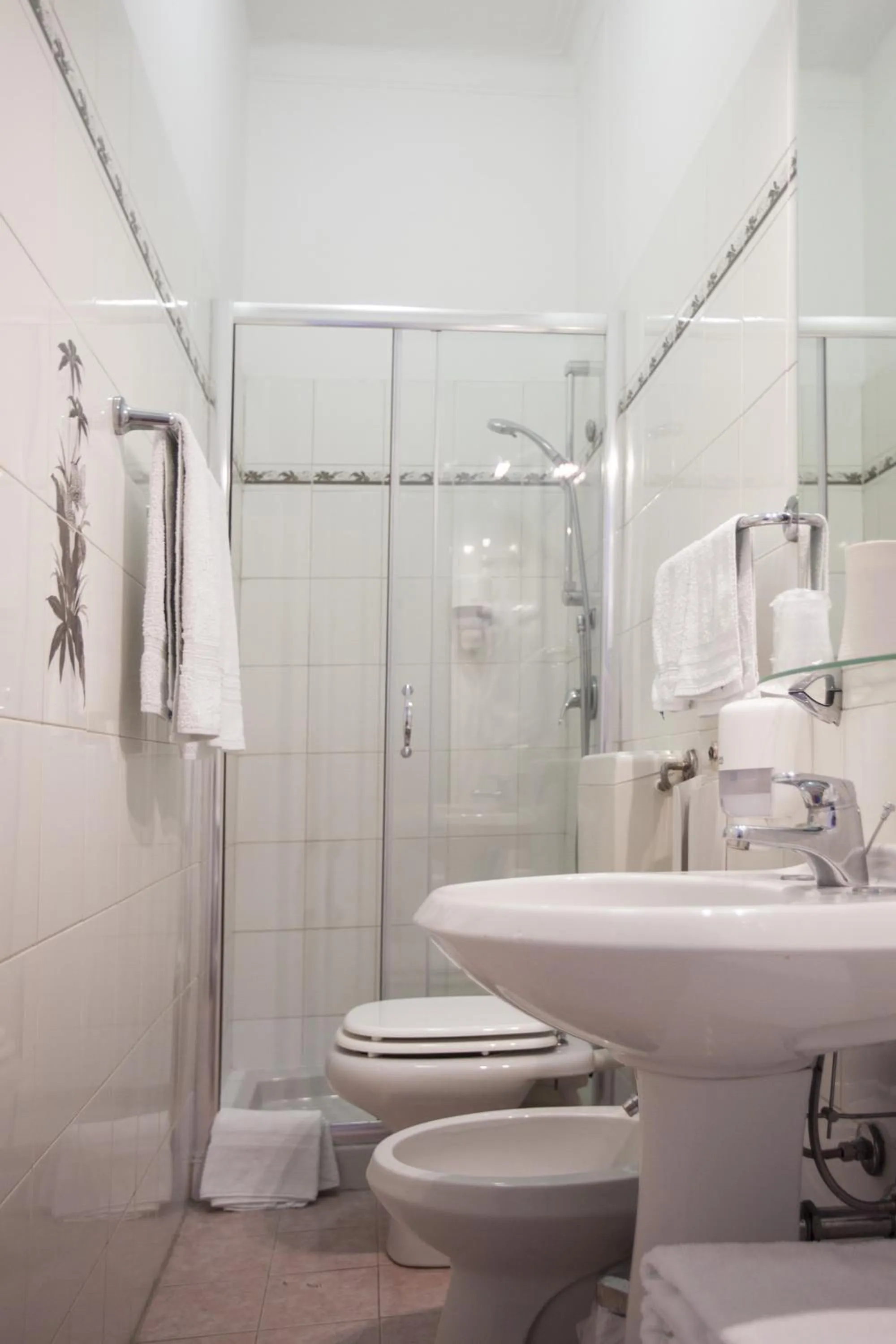 Bathroom in Hotel Amalfi