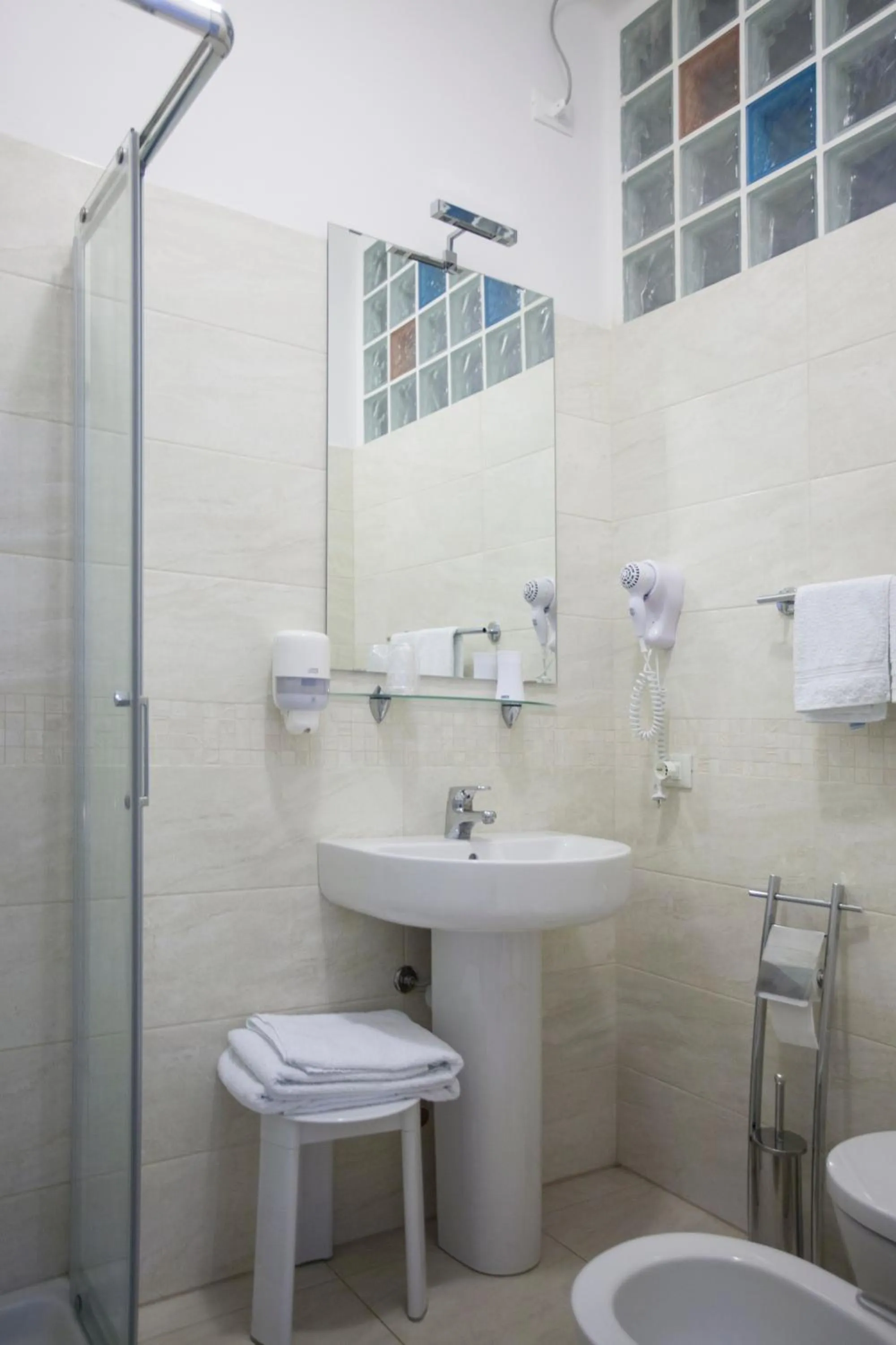 Bathroom in Hotel Amalfi