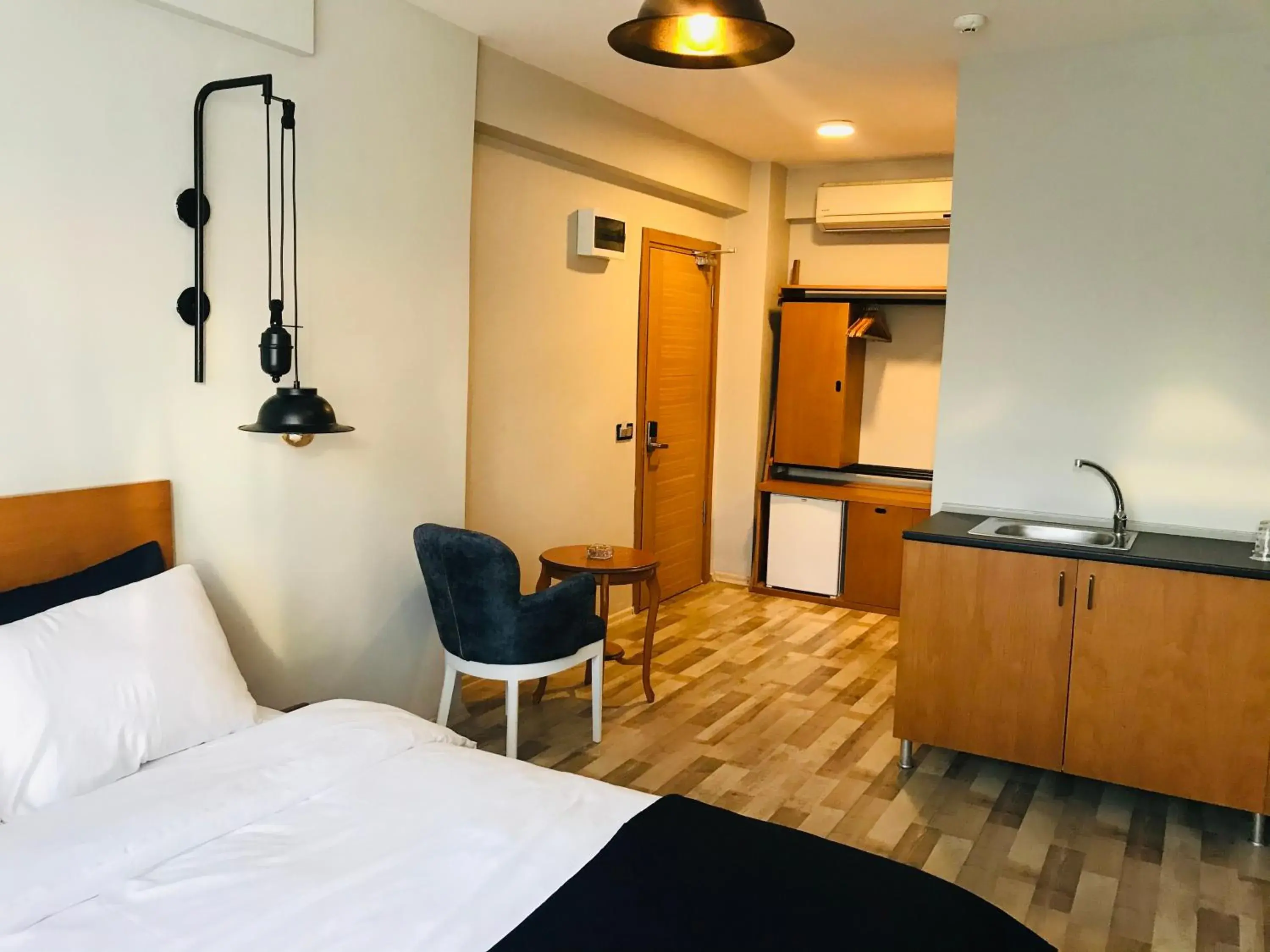 Economy Triple Room in Barkod Otel Economy Triple Room in Barkod Otel