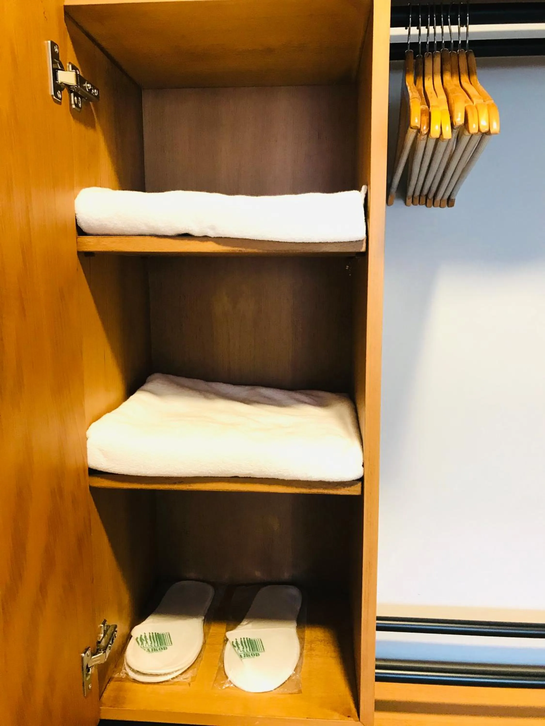 wardrobe in Barkod Otel