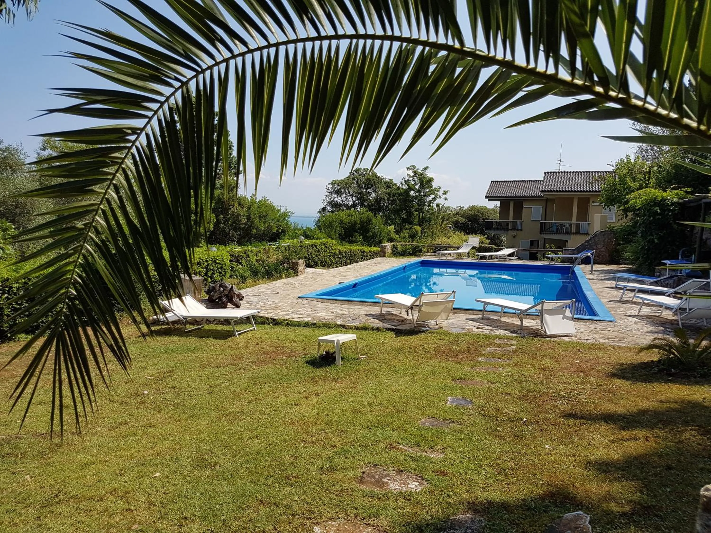 Navarro Hill Resort