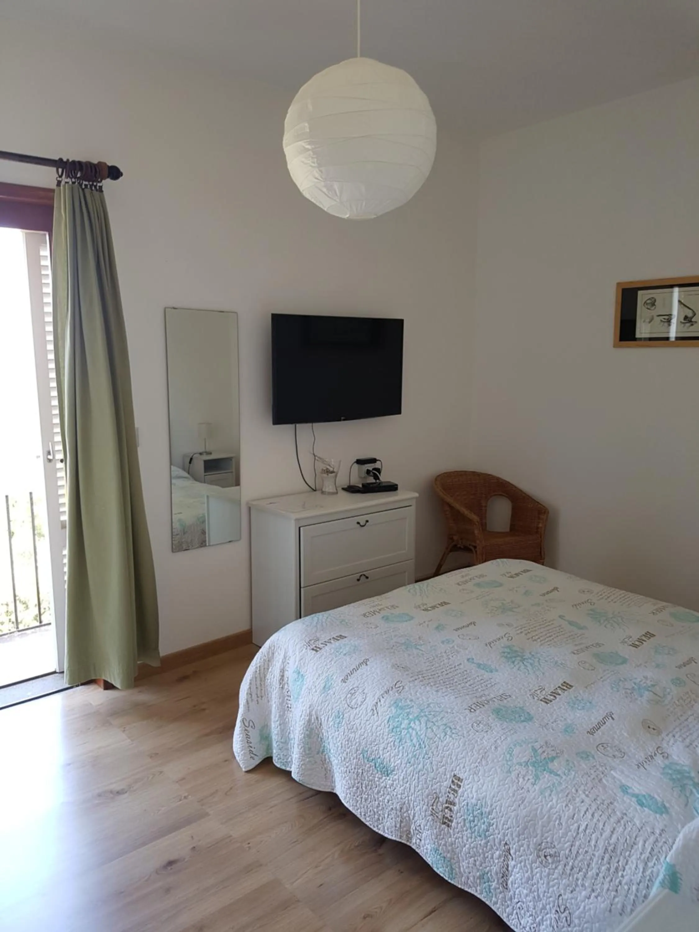 Bed in Navarro Hill Resort