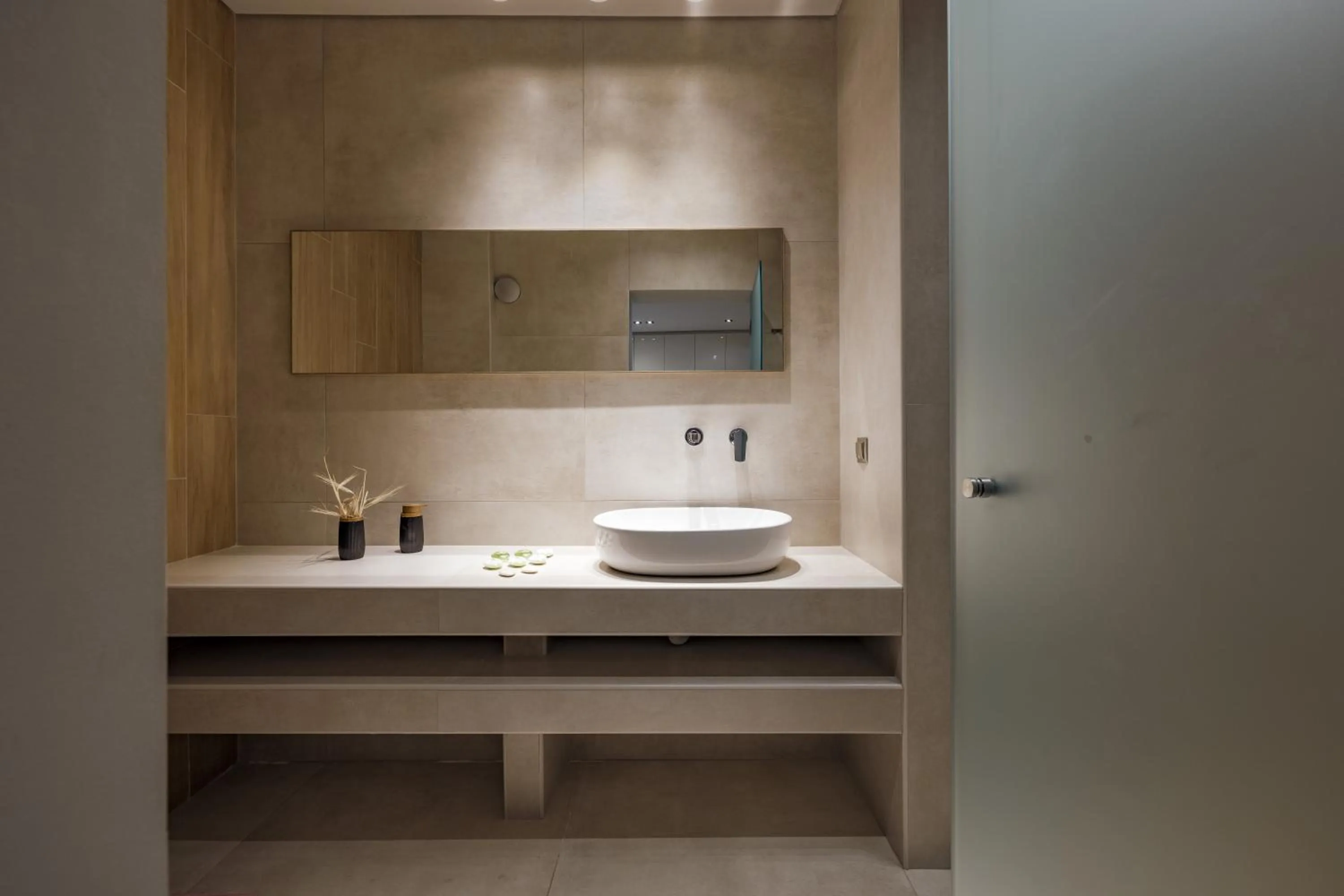 Bathroom in El Mar Naxos