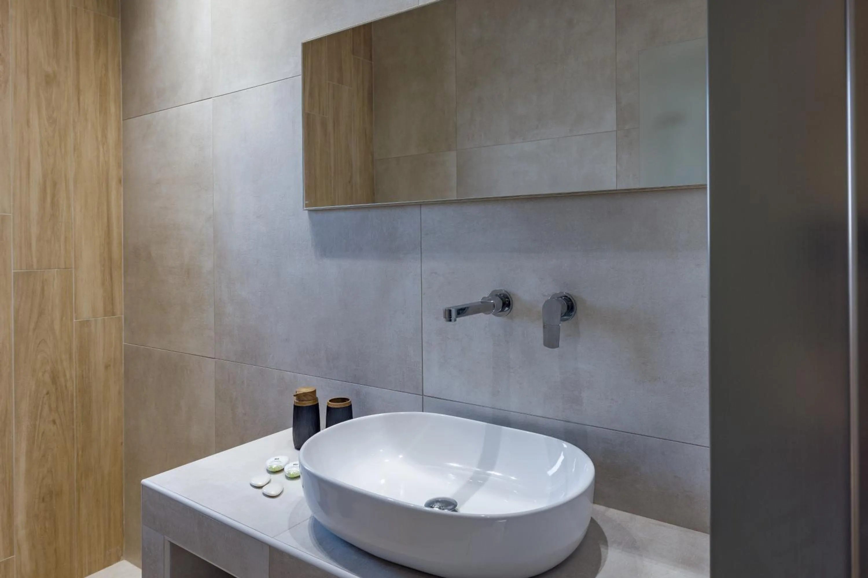 Bathroom in El Mar Naxos