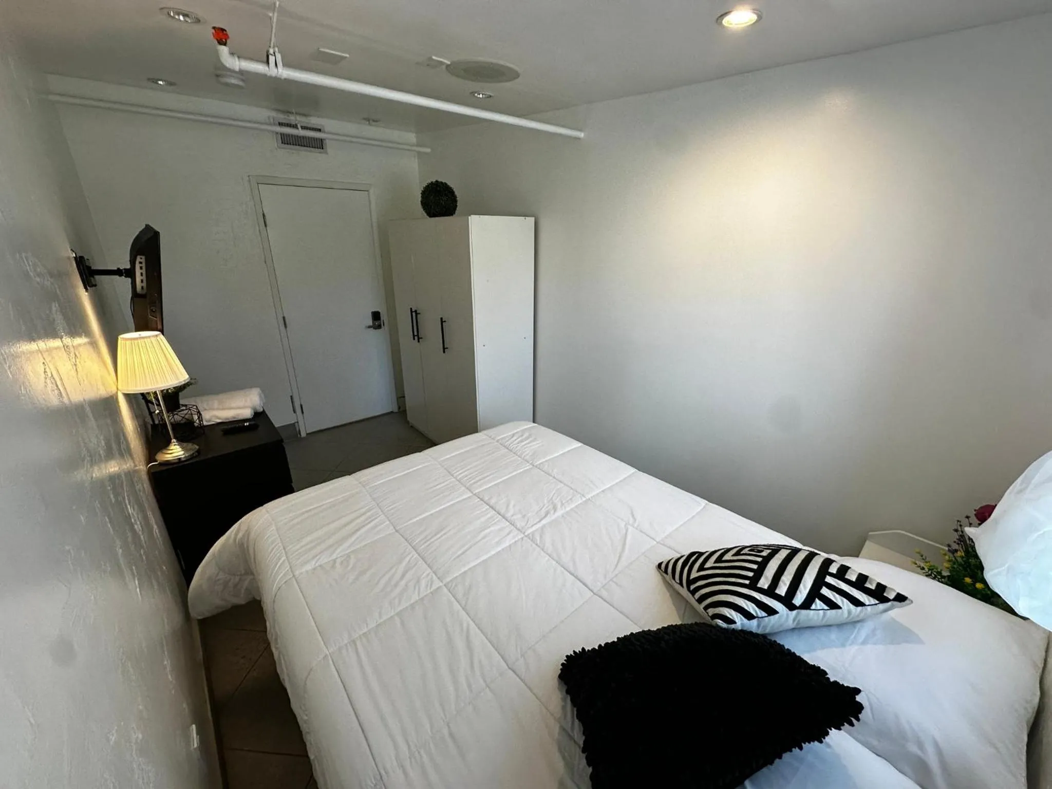Bed in Culver City Hostel