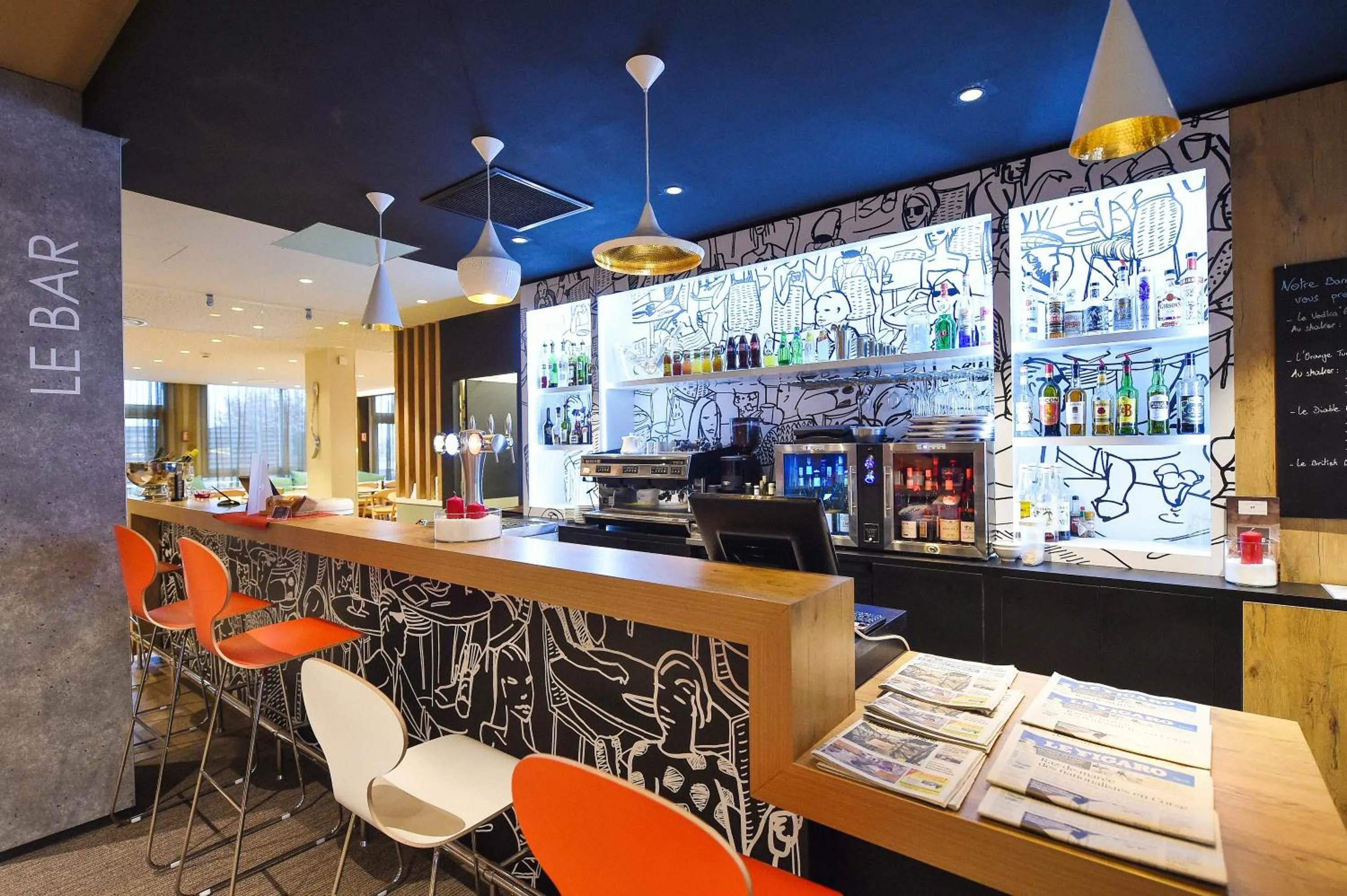 Lobby or reception in ibis Dijon Gare