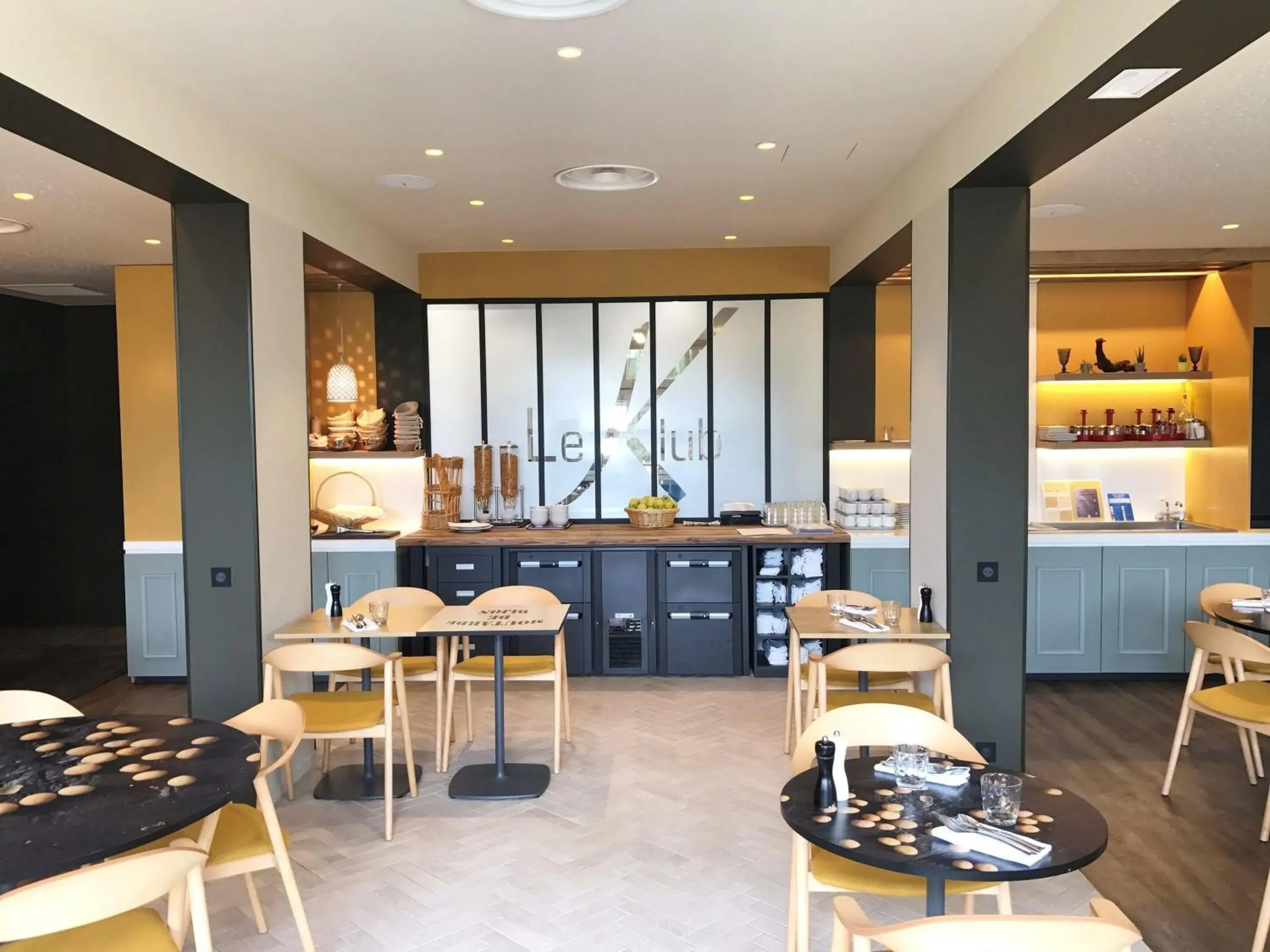 Restaurant/places to eat in ibis Dijon Gare Restaurant/places to eat in ibis Dijon Gare