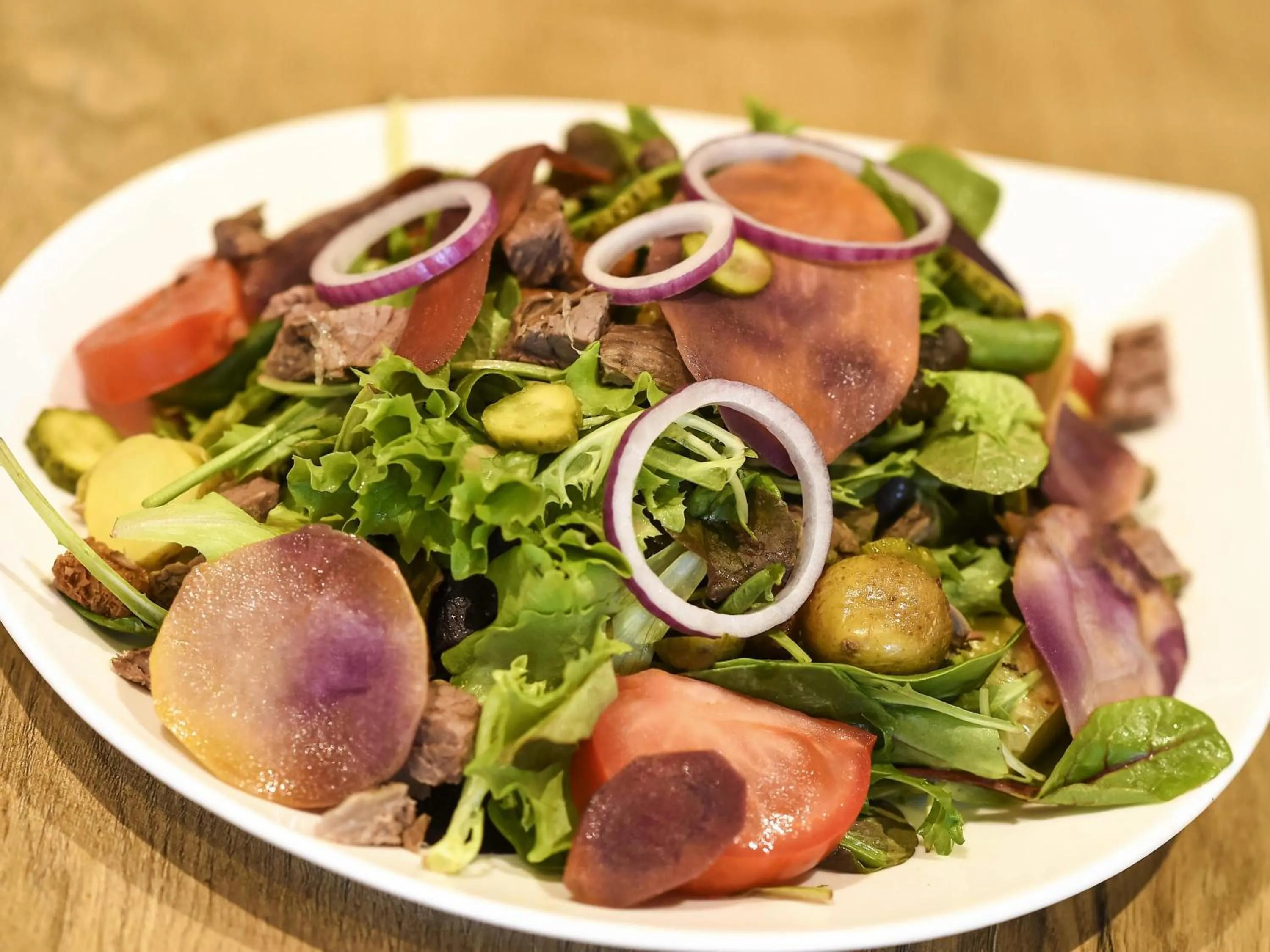 Restaurant/places to eat in ibis Dijon Gare