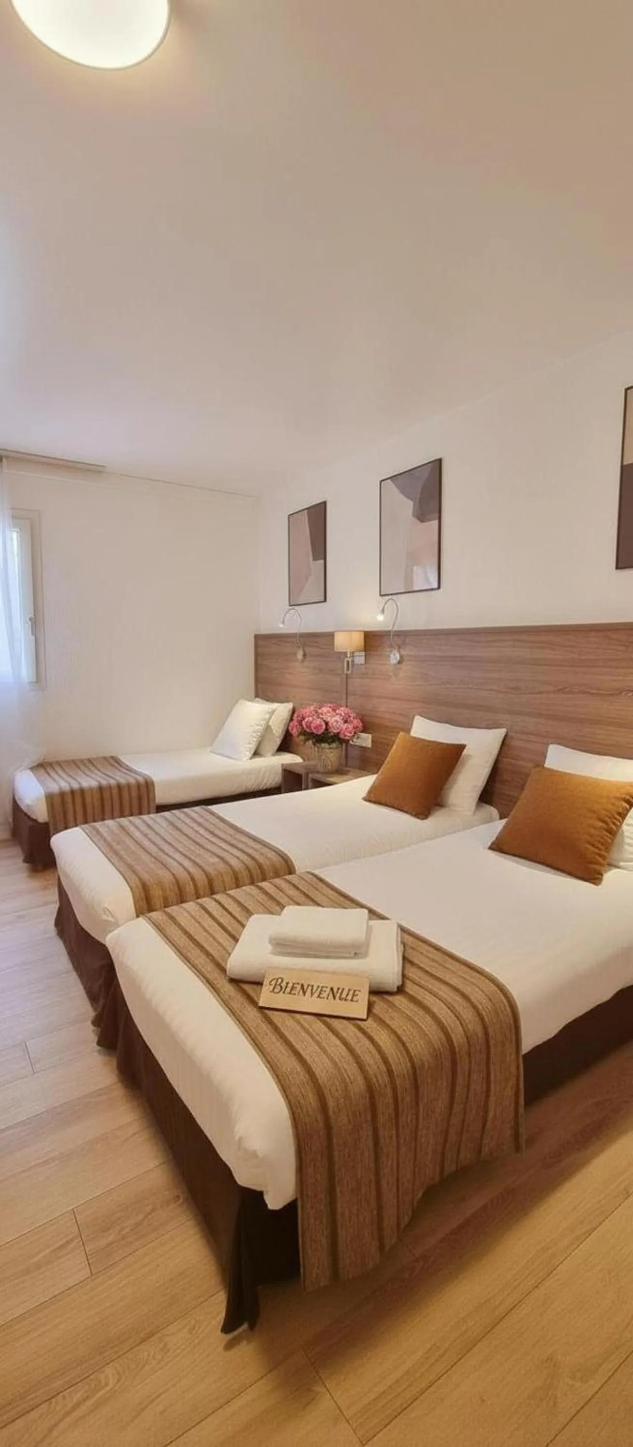 Bedroom, Bed in La Buissonnière